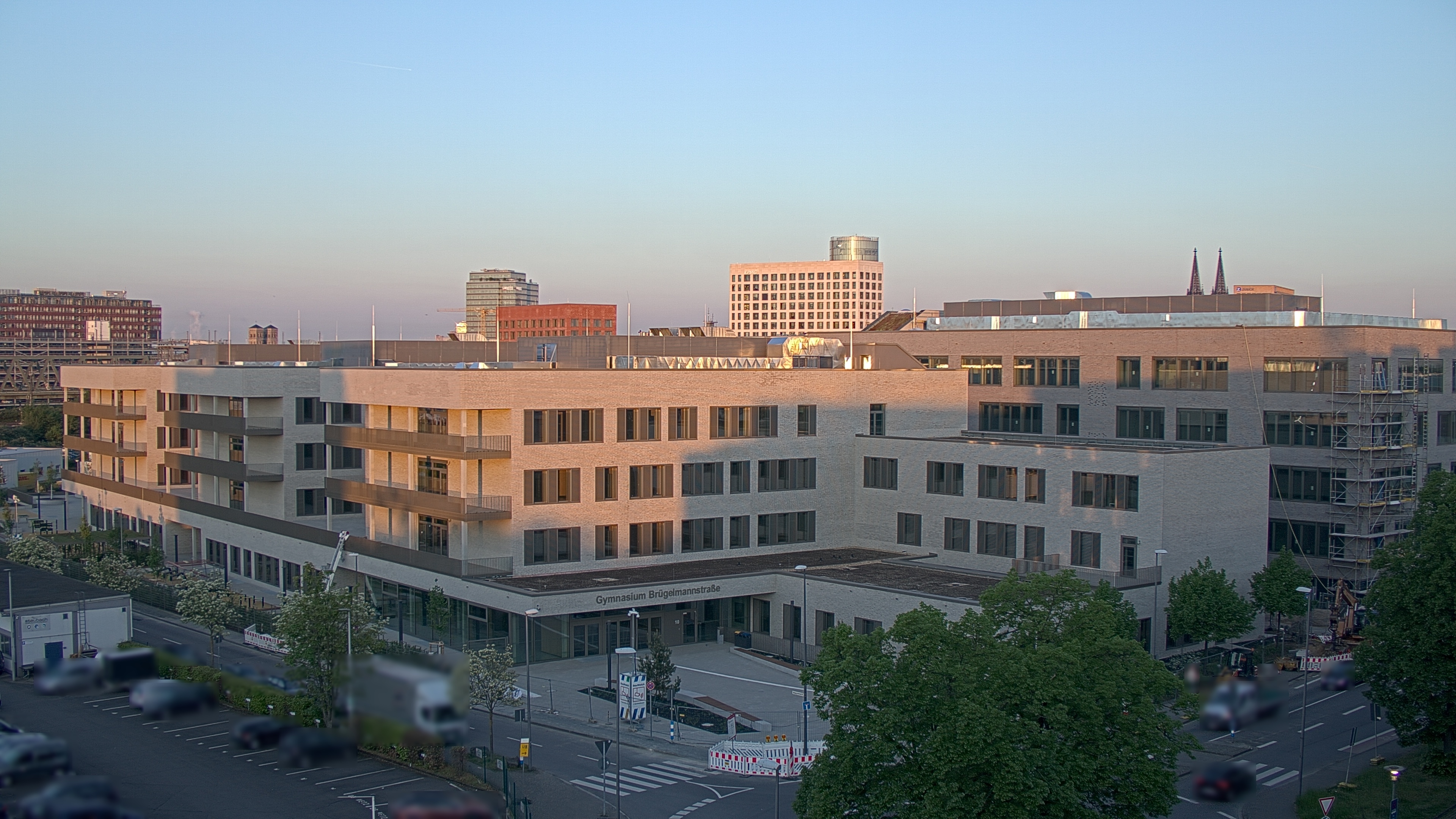 28.04.2025 06:30