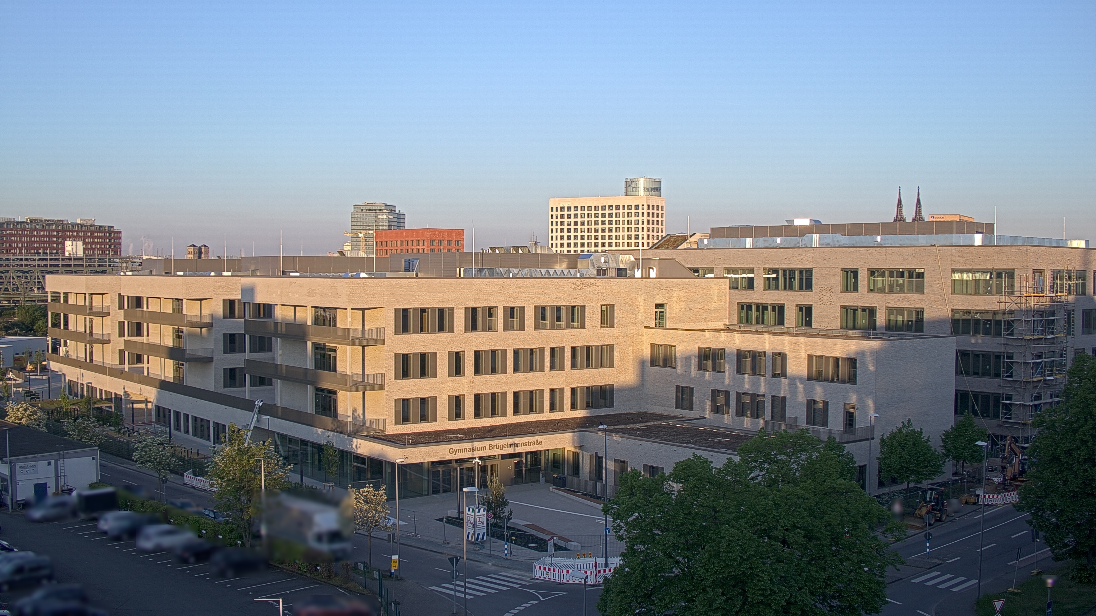 28.04.2025 06:45