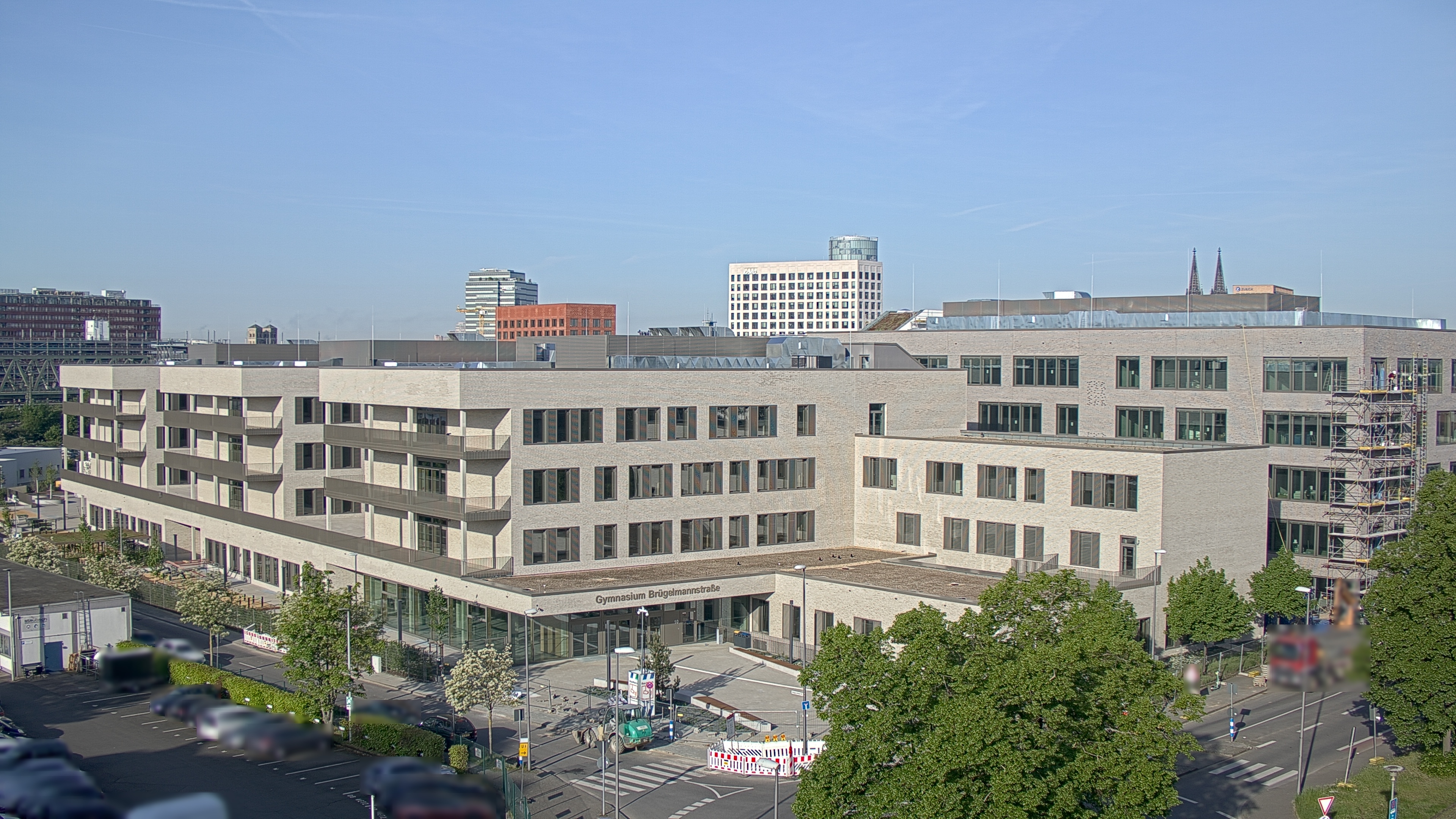 30.04.2025 08:15