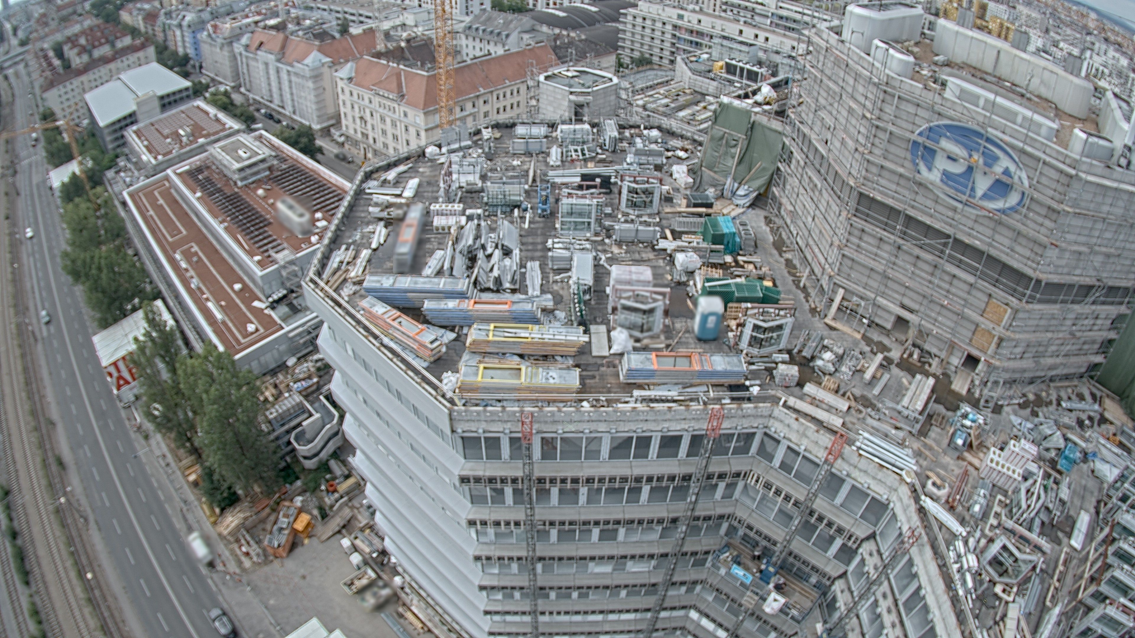 18.07.2026 09:15