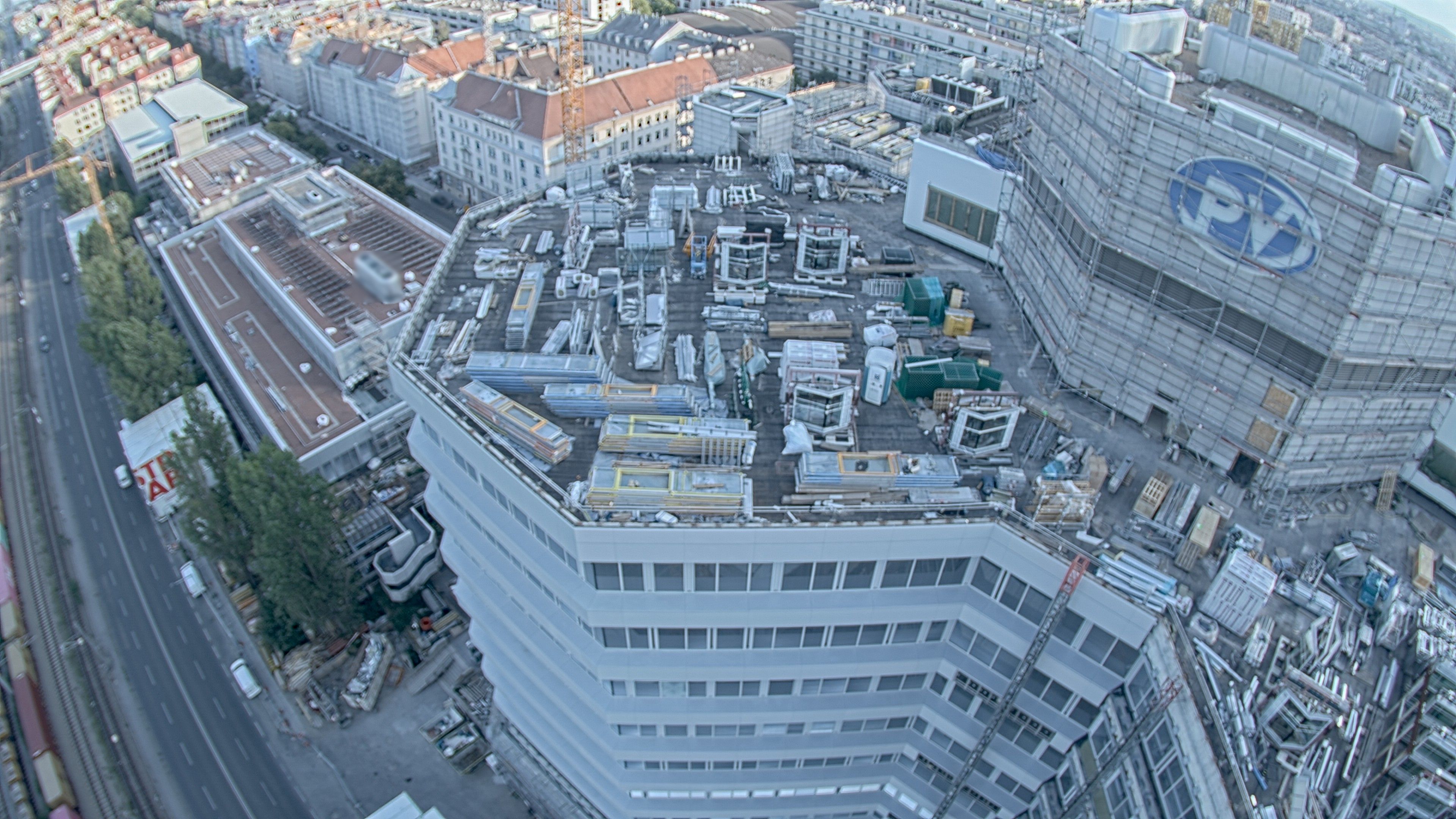 10.08.2026 18:45