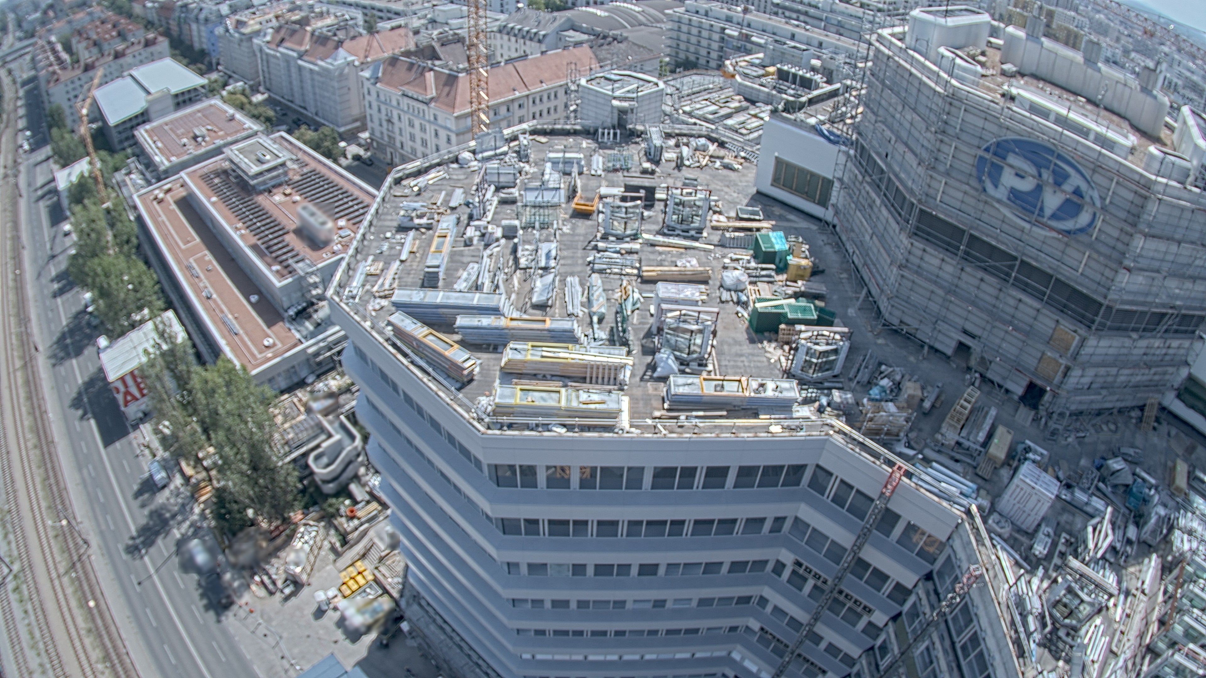 11.08.2026 14:15