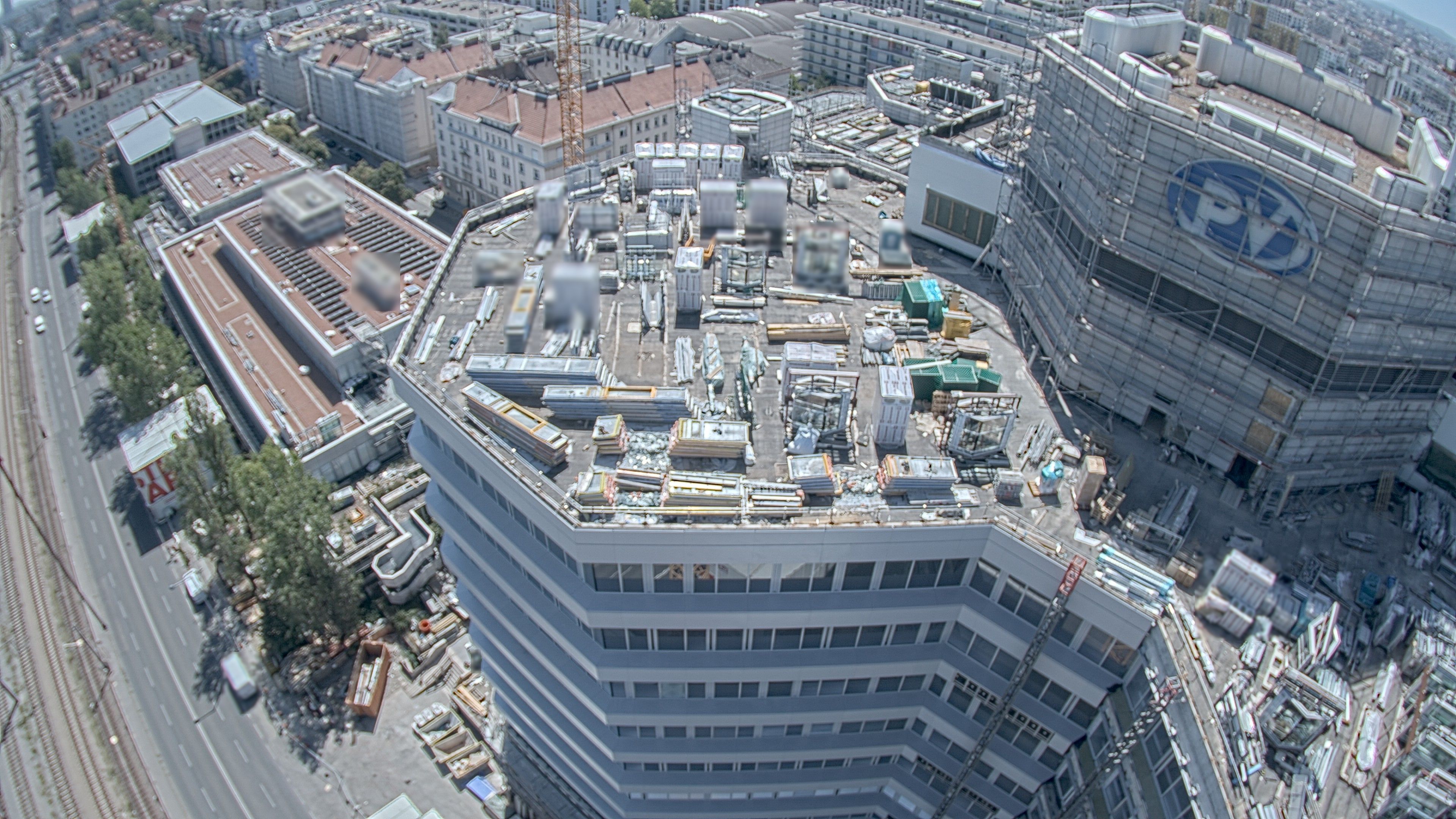 14.08.2026 13:15