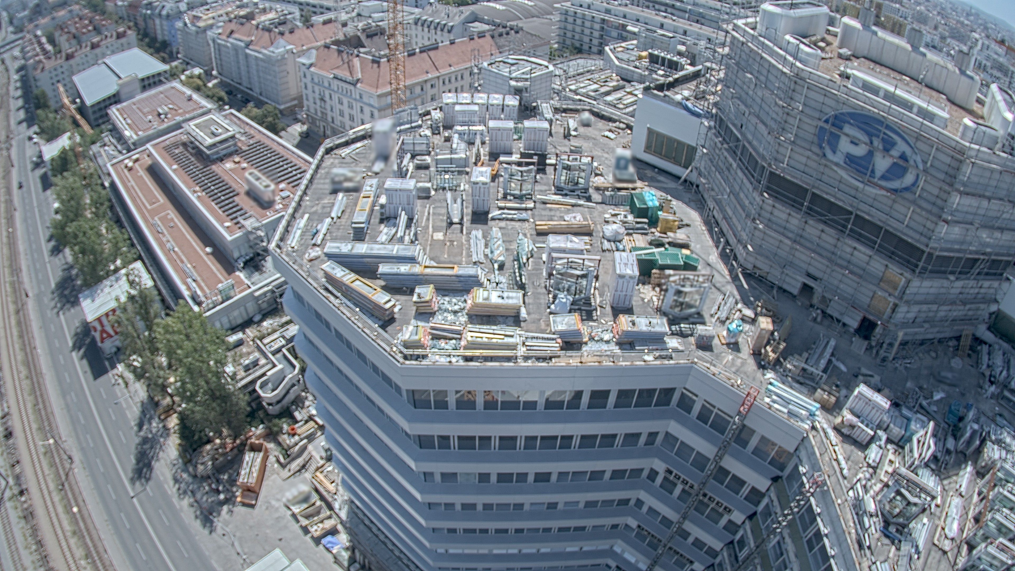 15.08.2026 13:15