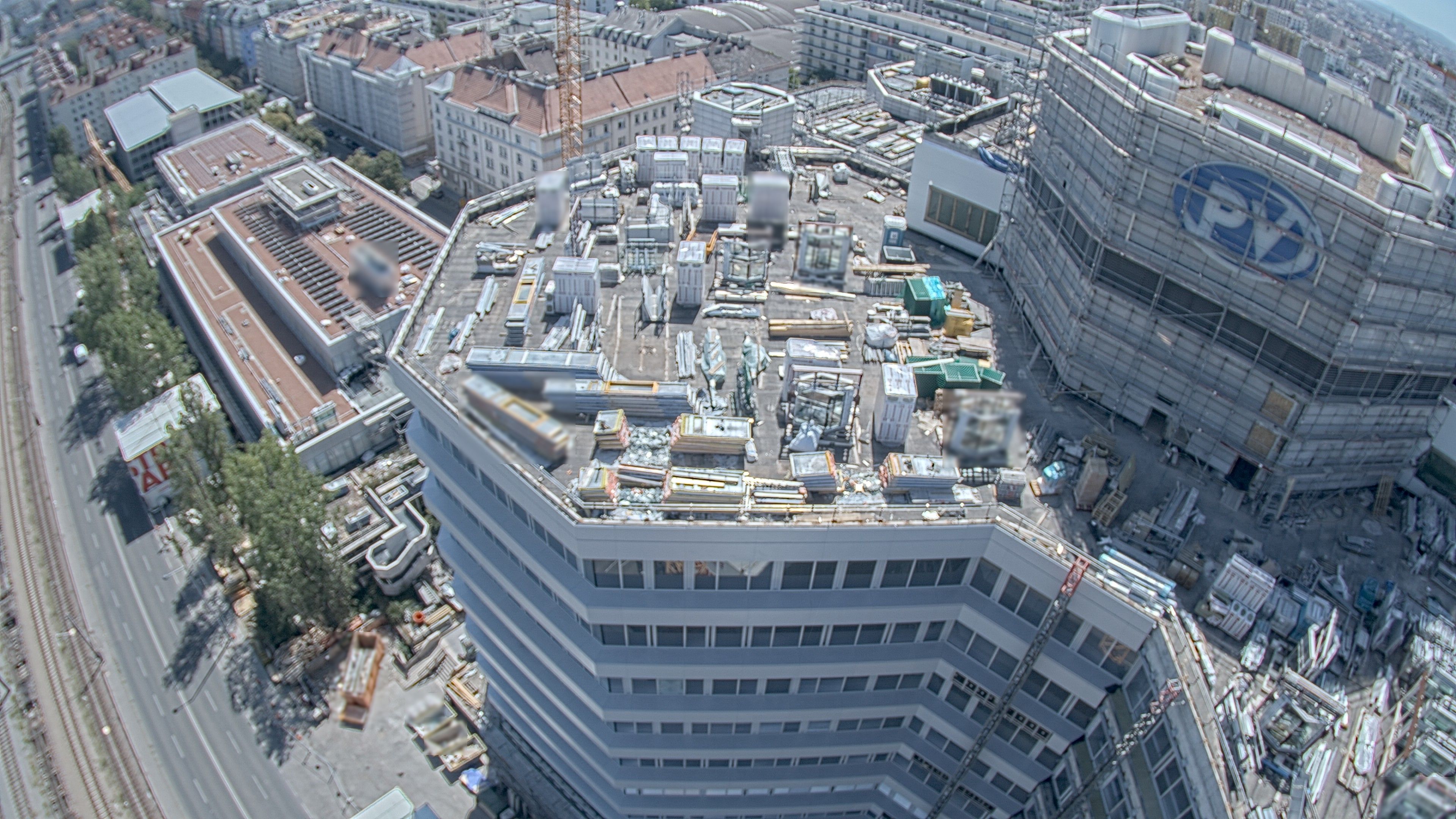 15.08.2026 13:45