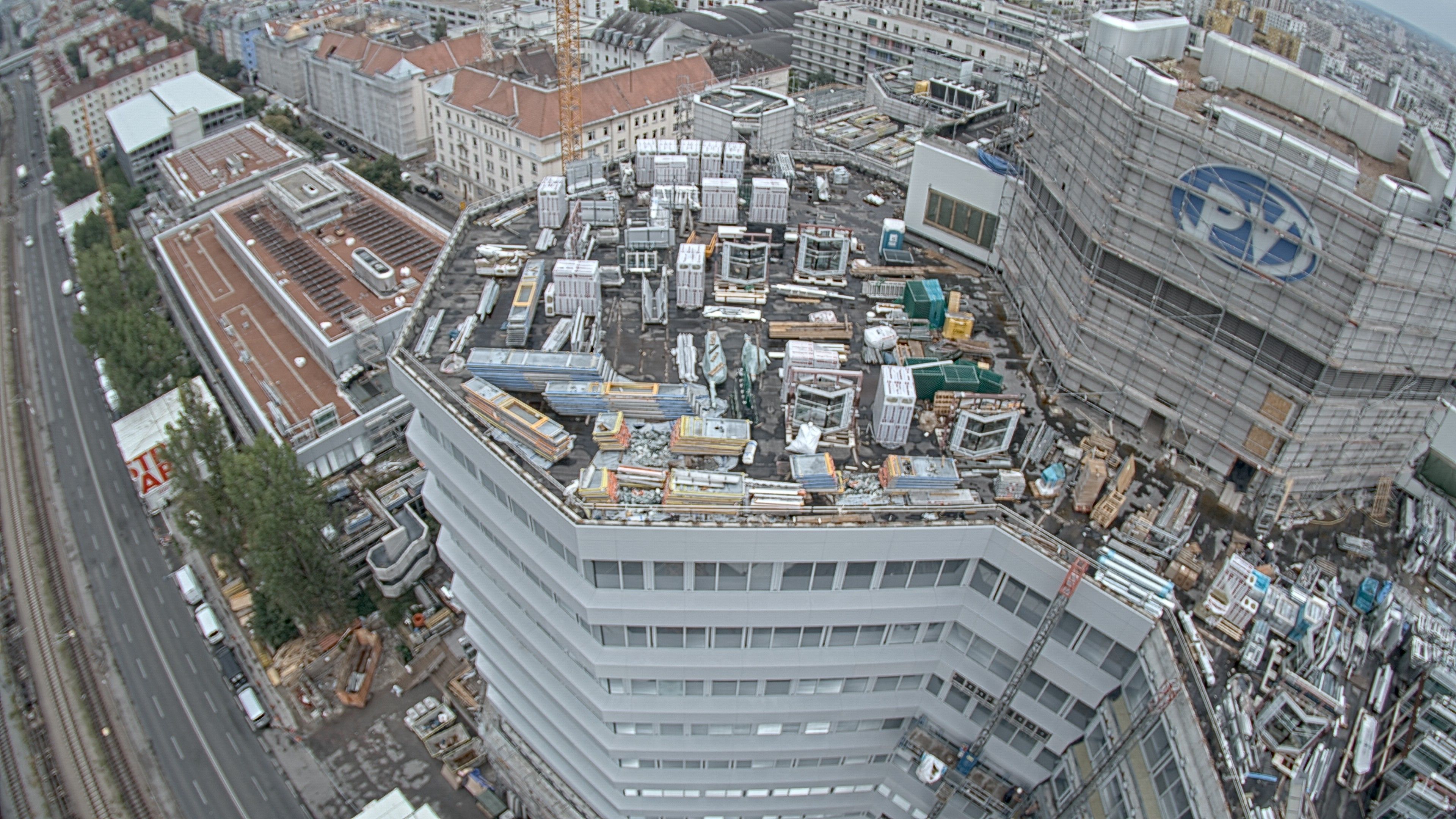 17.08.2026 10:15