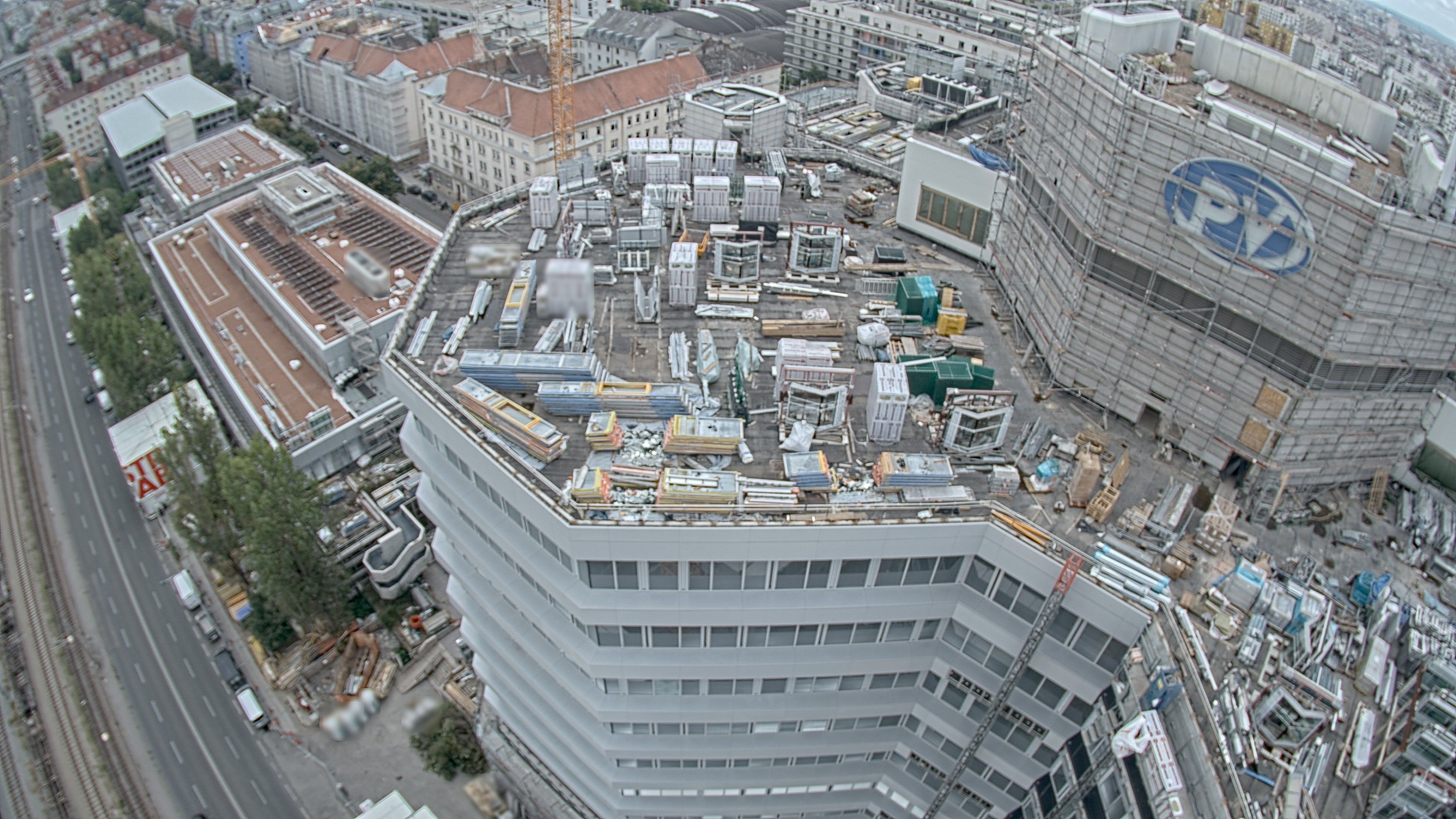 18.08.2026 12:15