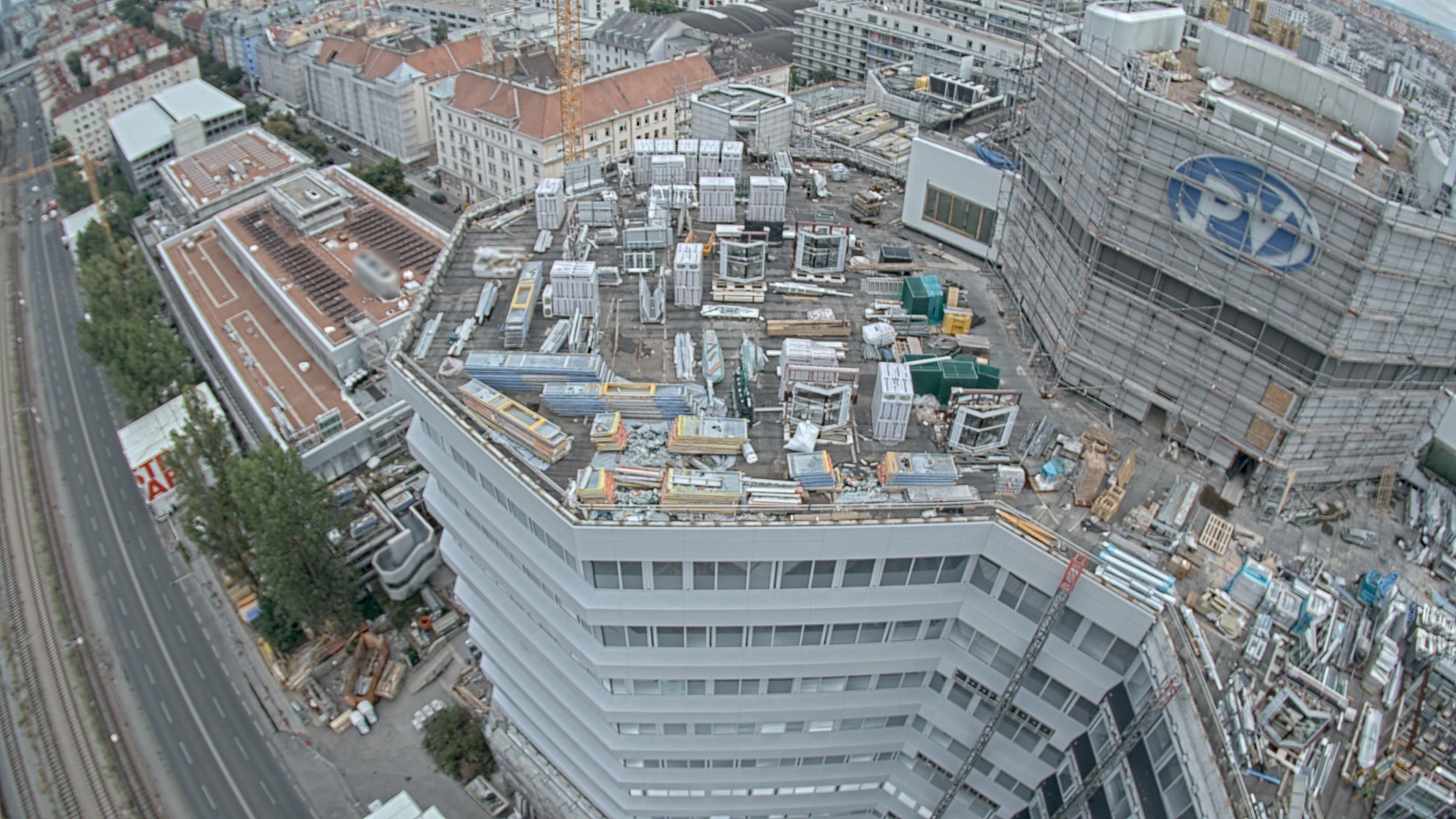 18.08.2026 18:45