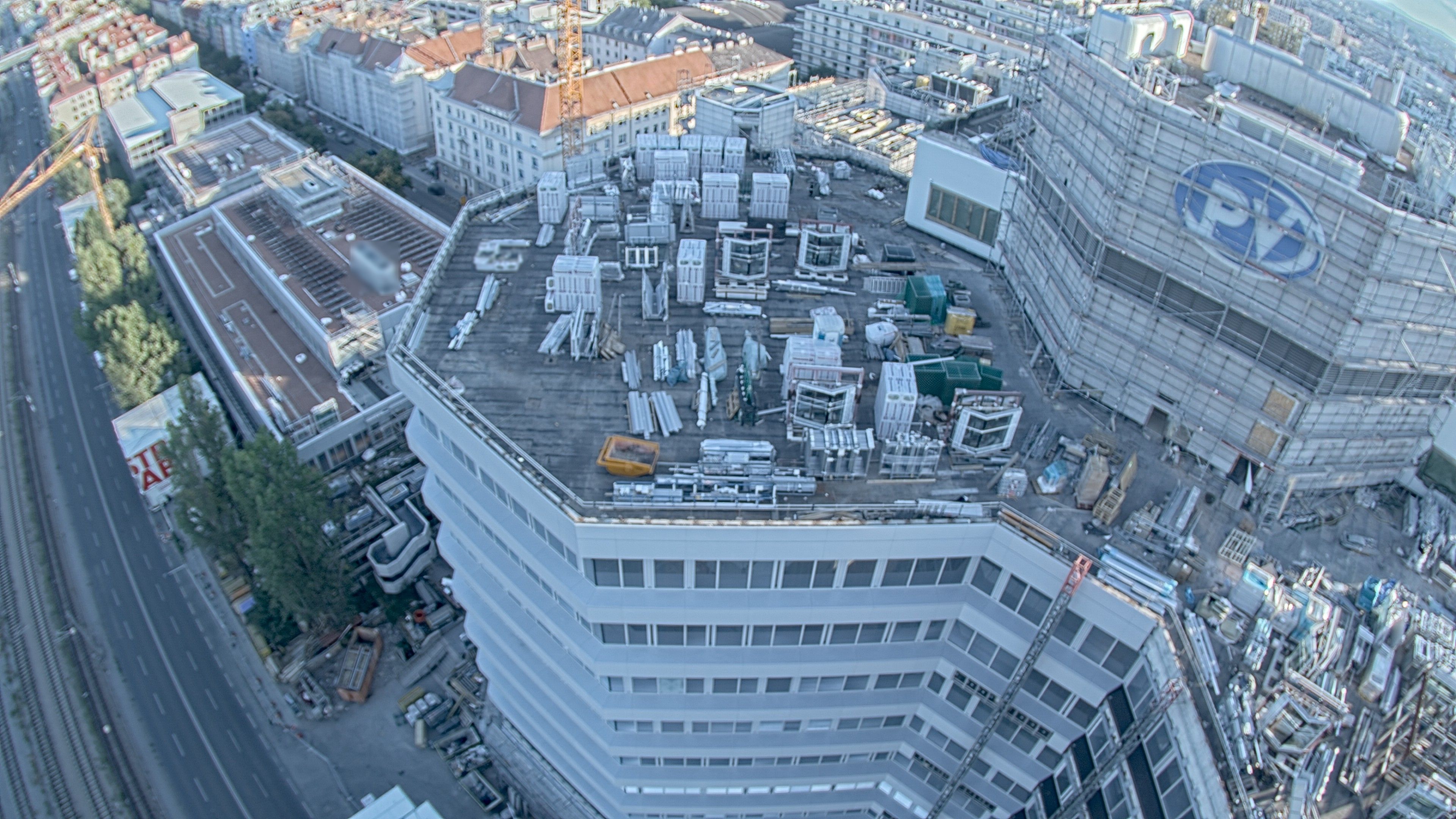 19.08.2026 18:45