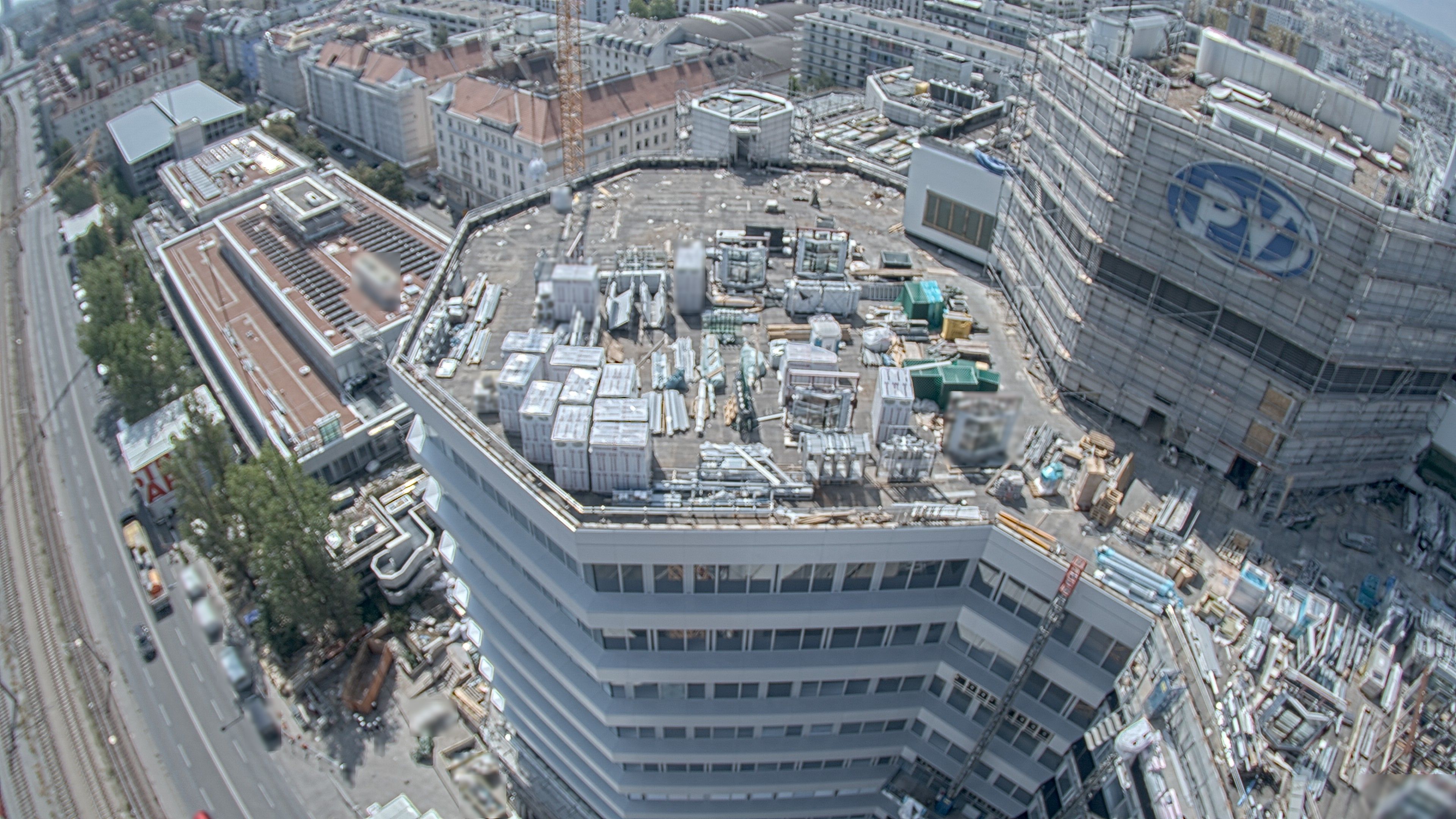 20.08.2026 12:15