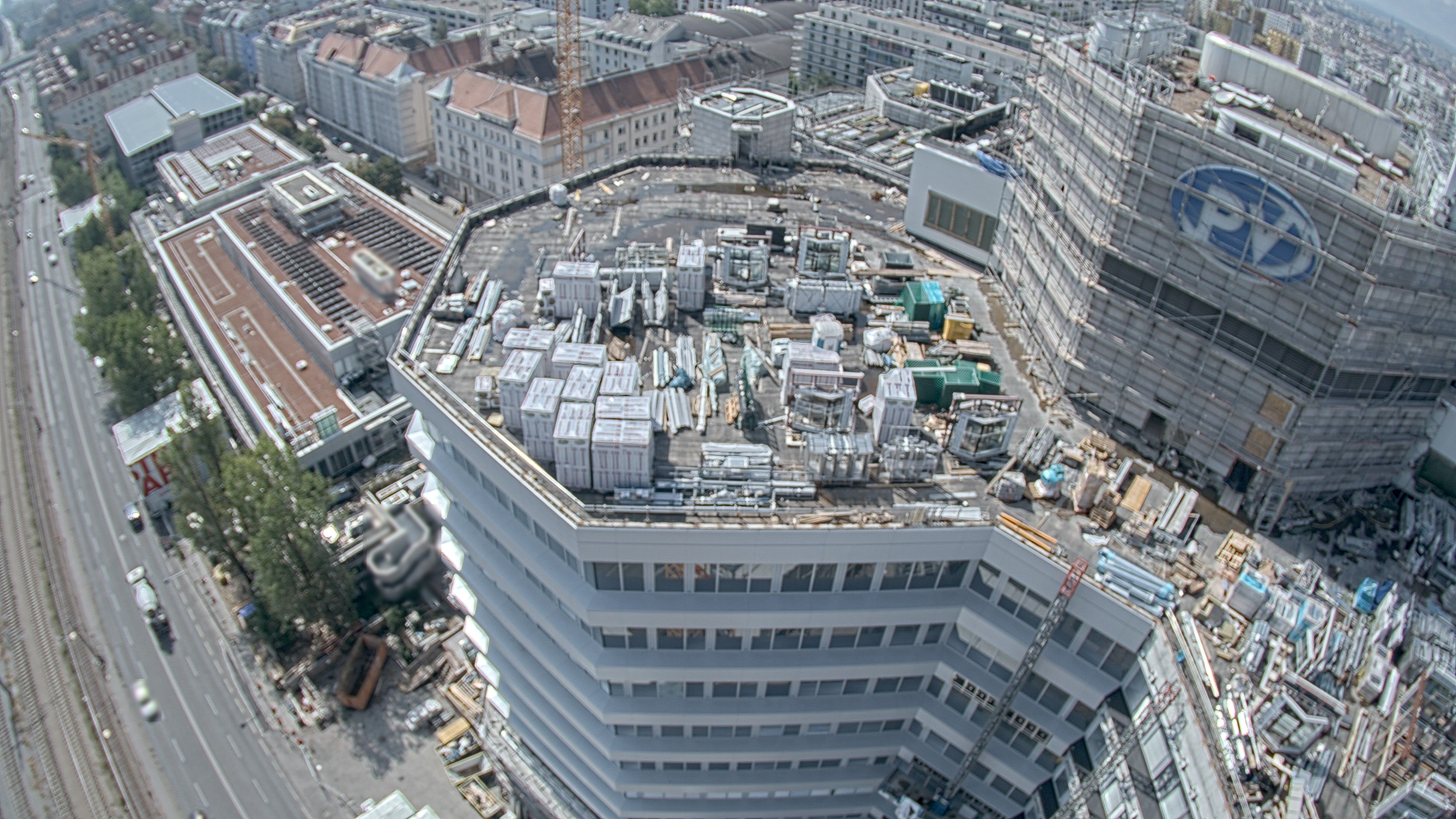 21.08.2026 11:30