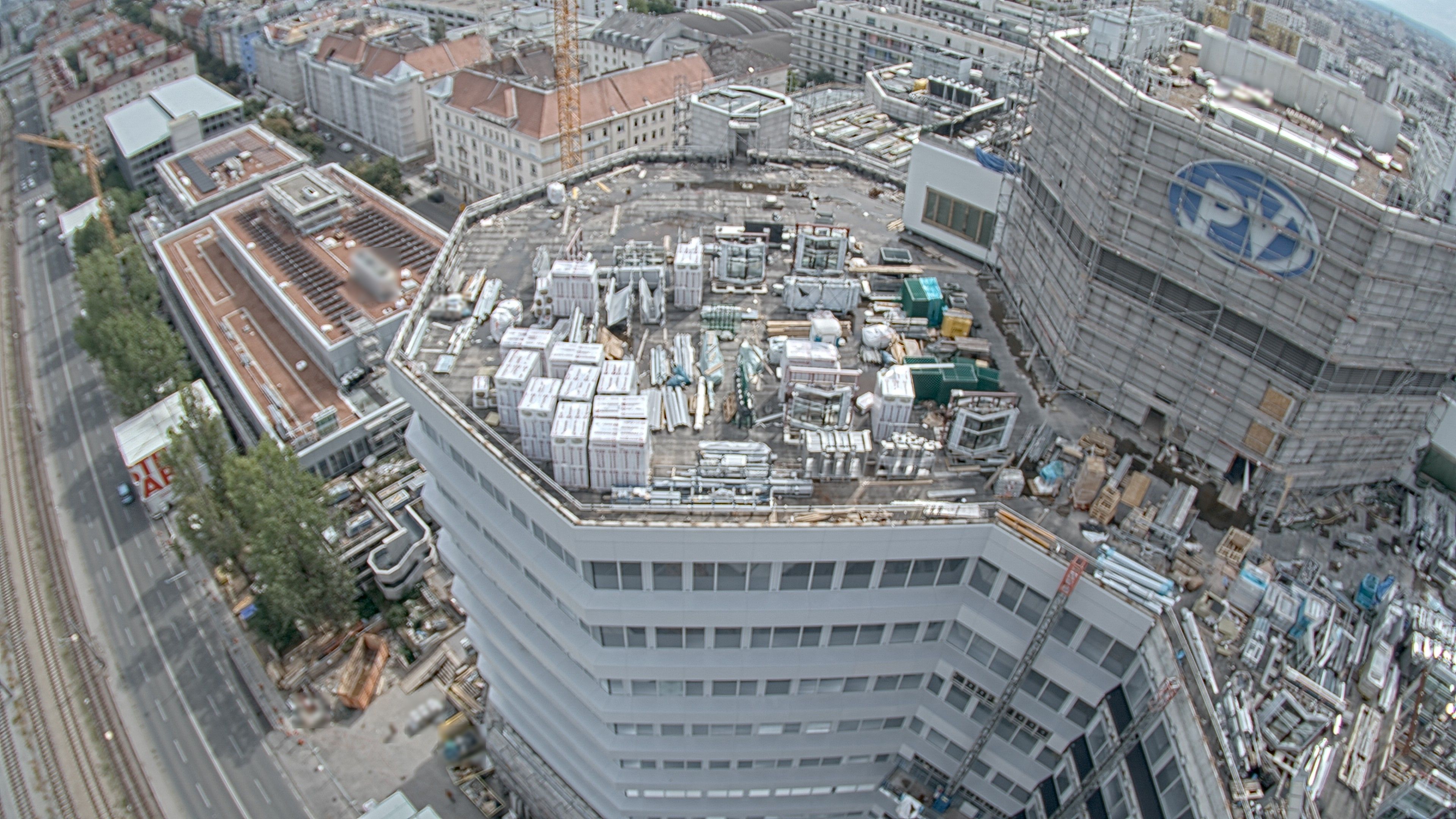 21.08.2026 14:45