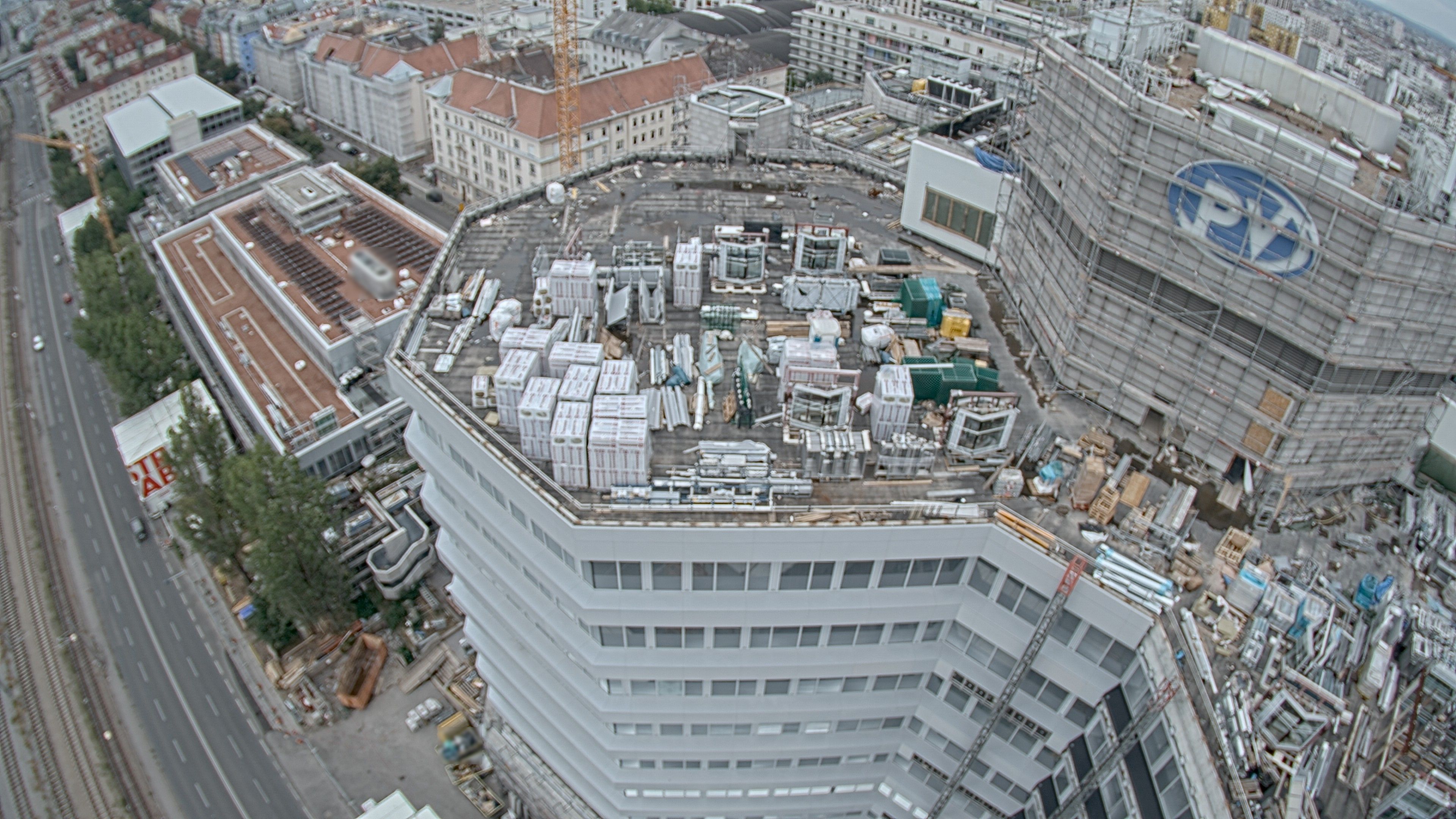 21.08.2026 16:15