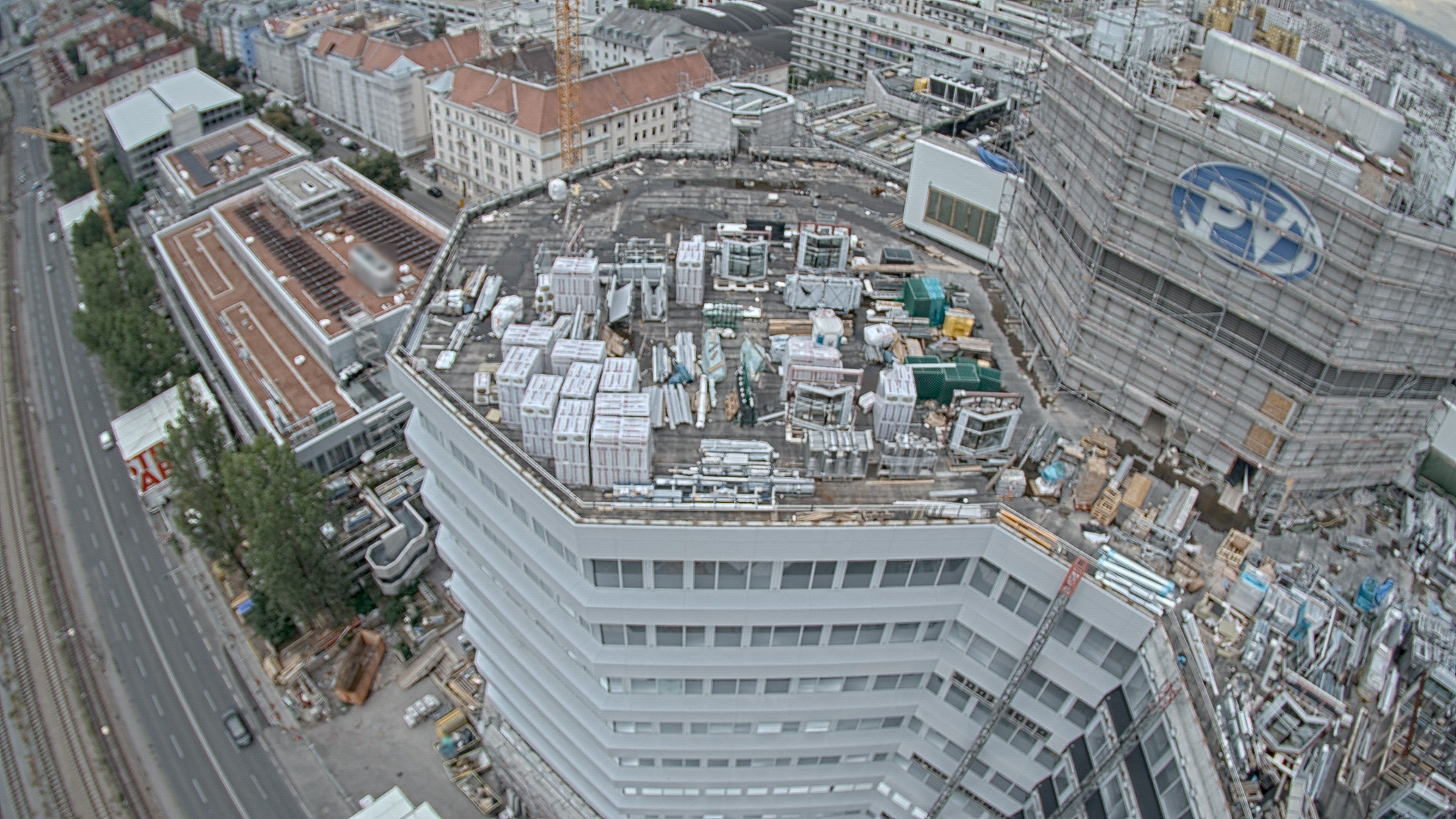 21.08.2026 16:45