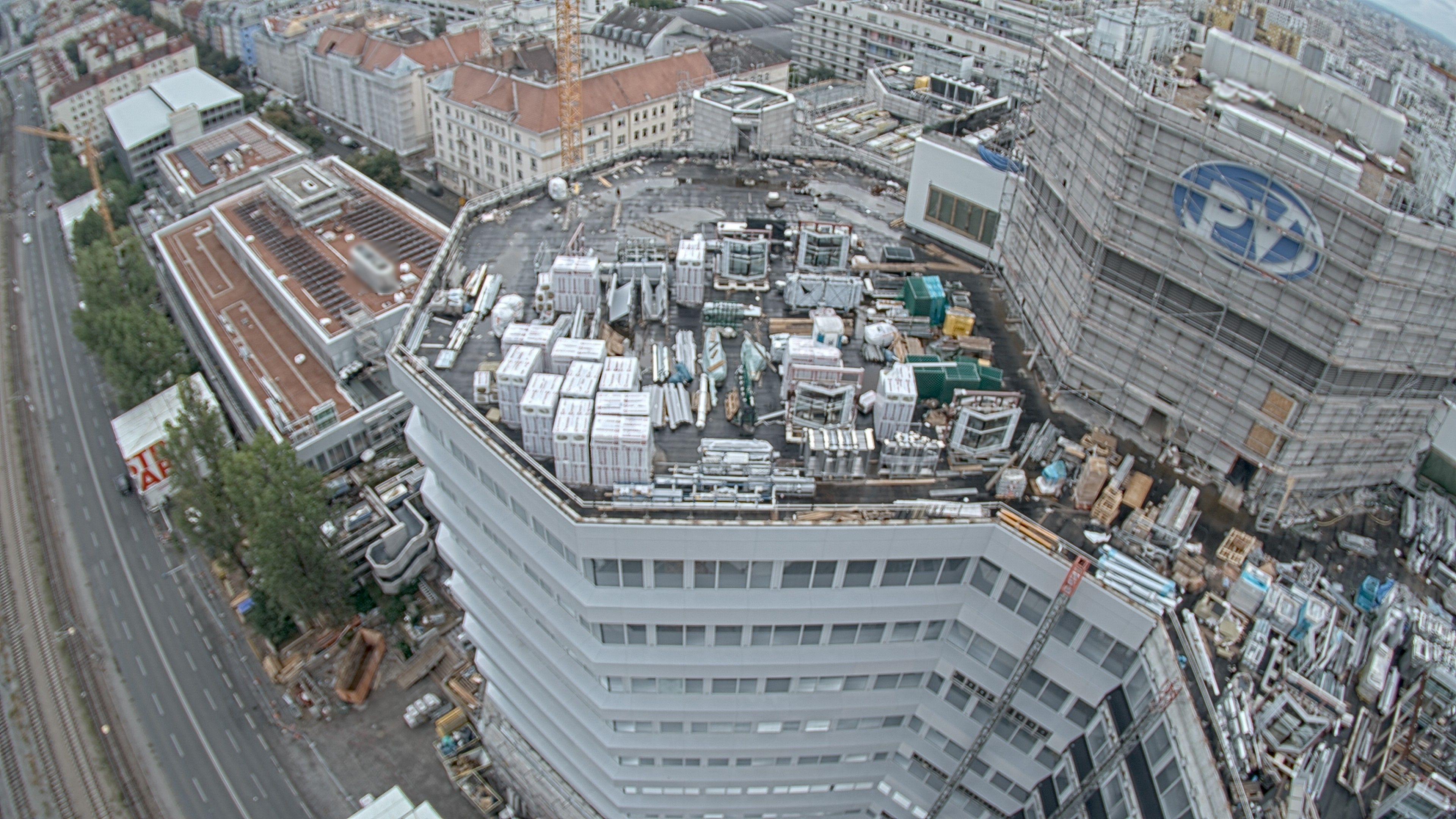 21.08.2026 17:45