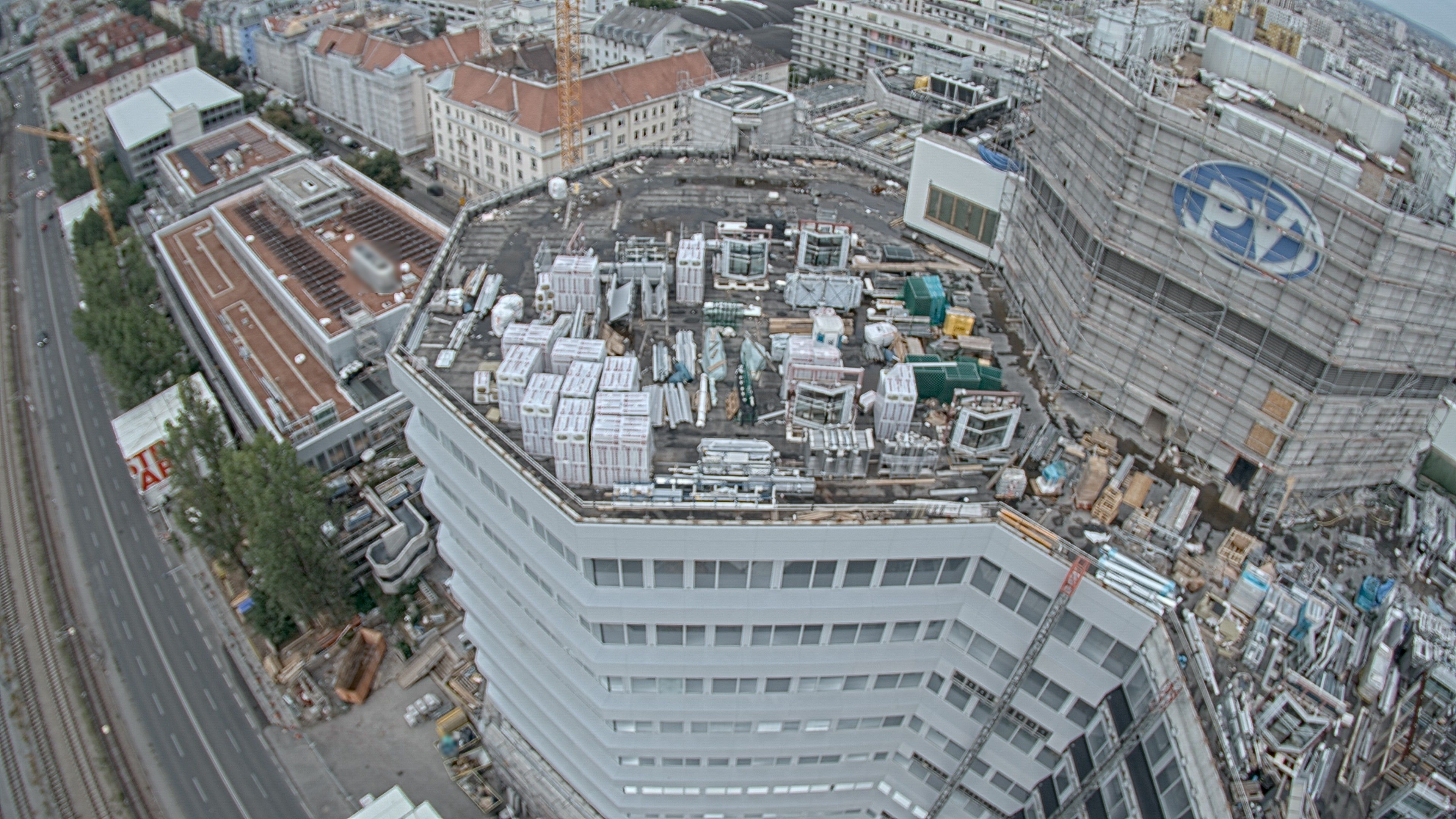 21.08.2026 18:30