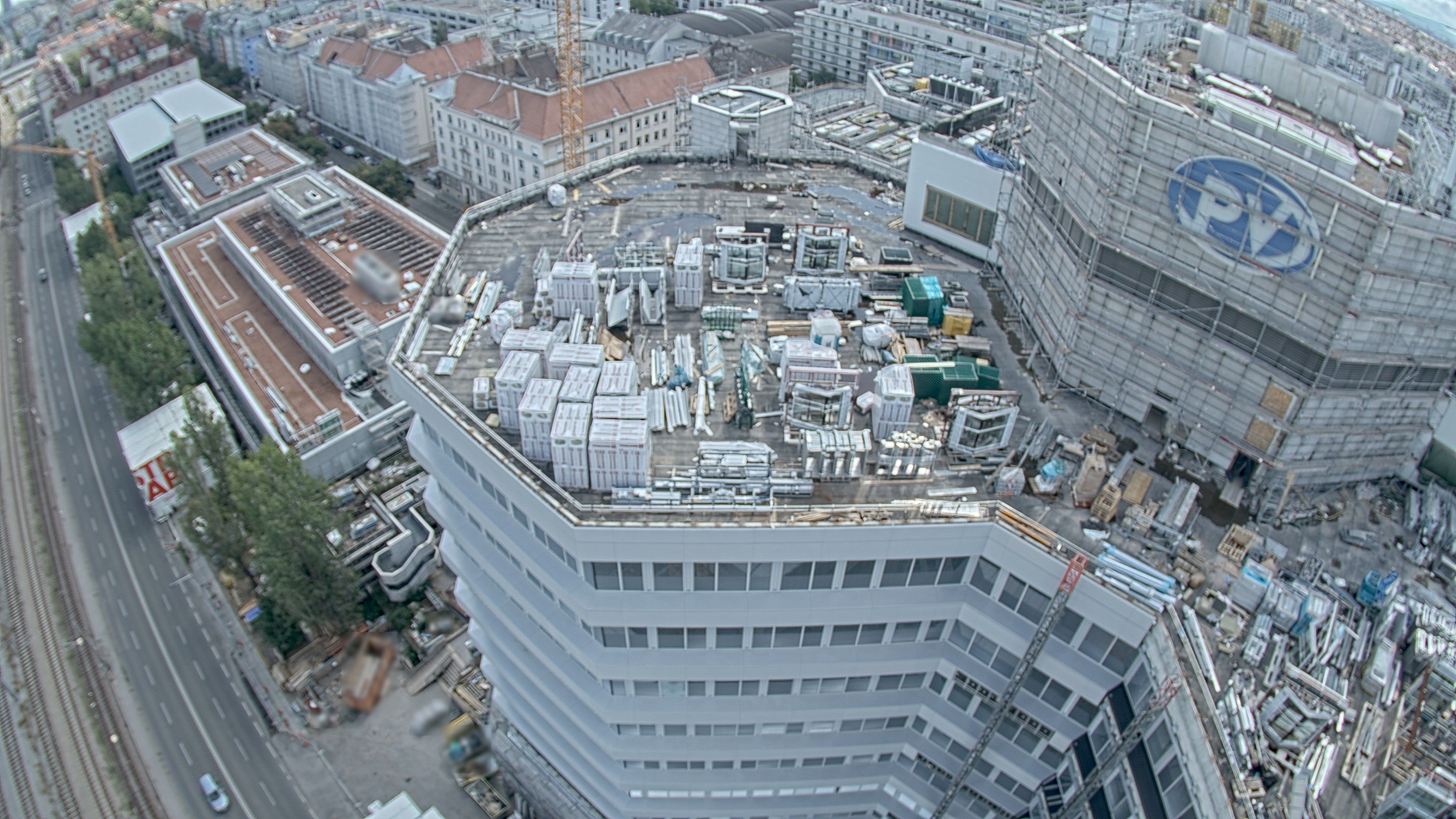 22.08.2026 14:15
