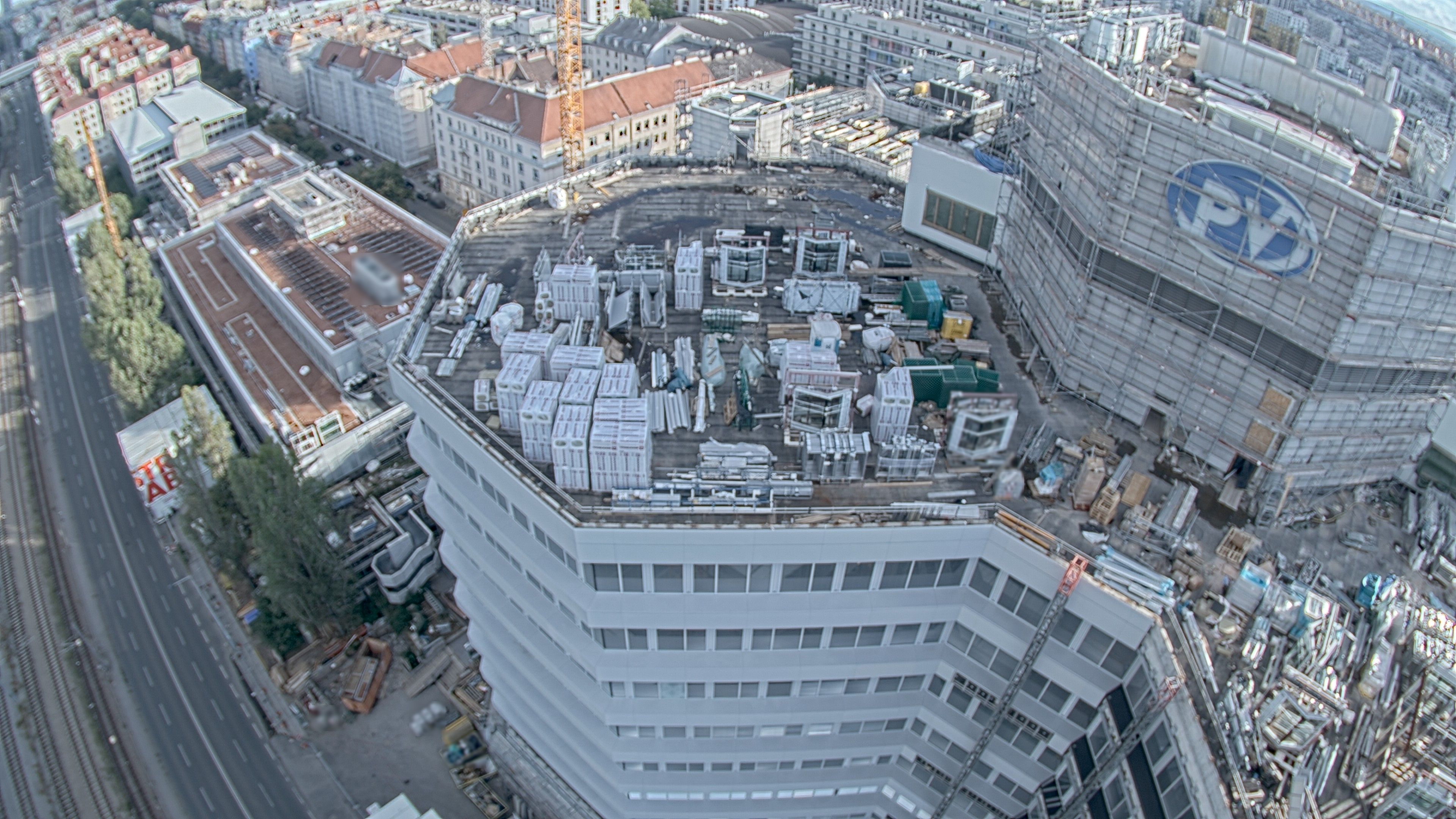 22.08.2026 18:15