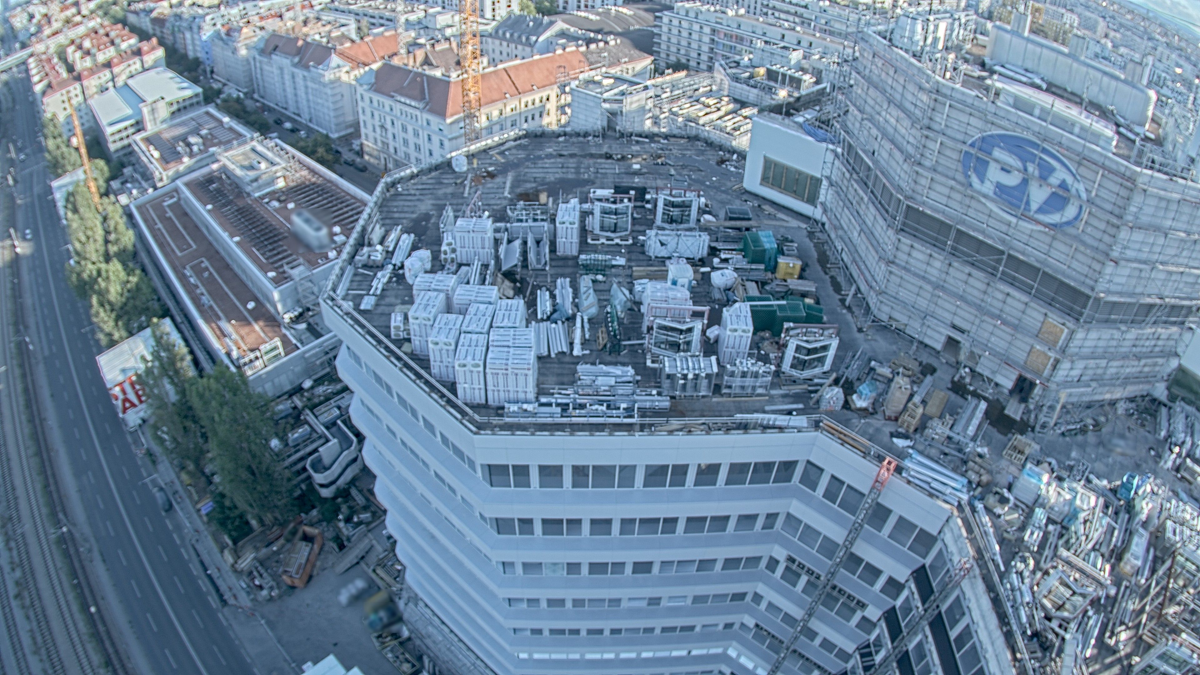 22.08.2026 18:30