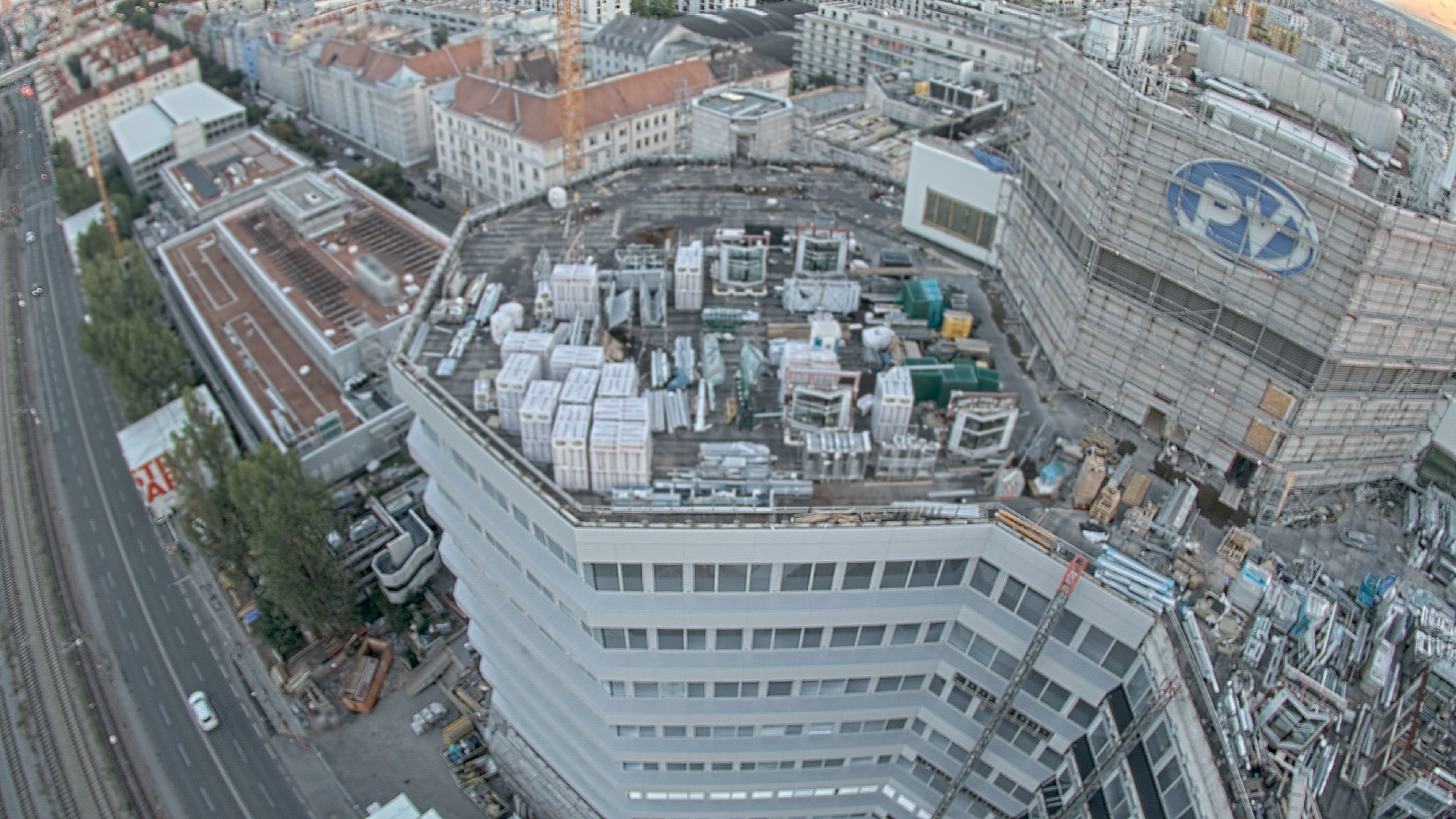22.08.2026 19:45
