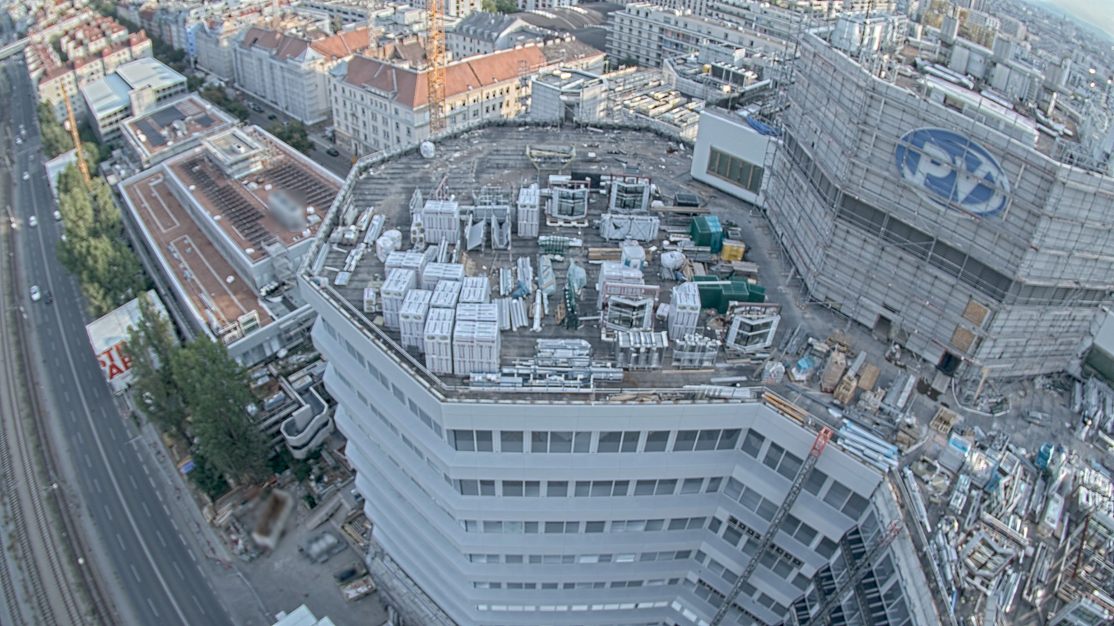24.08.2026 18:30