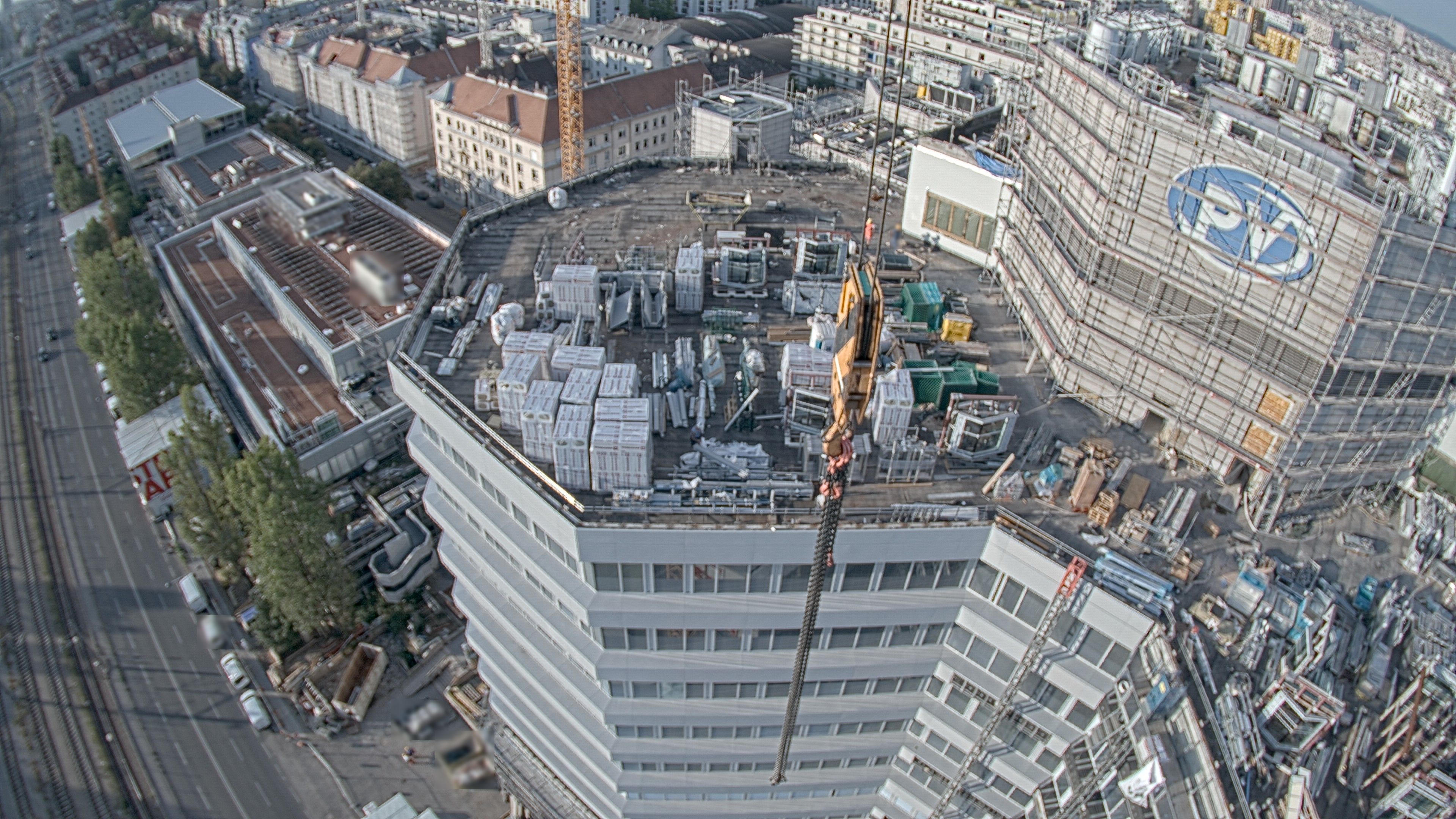 25.08.2026 07:30