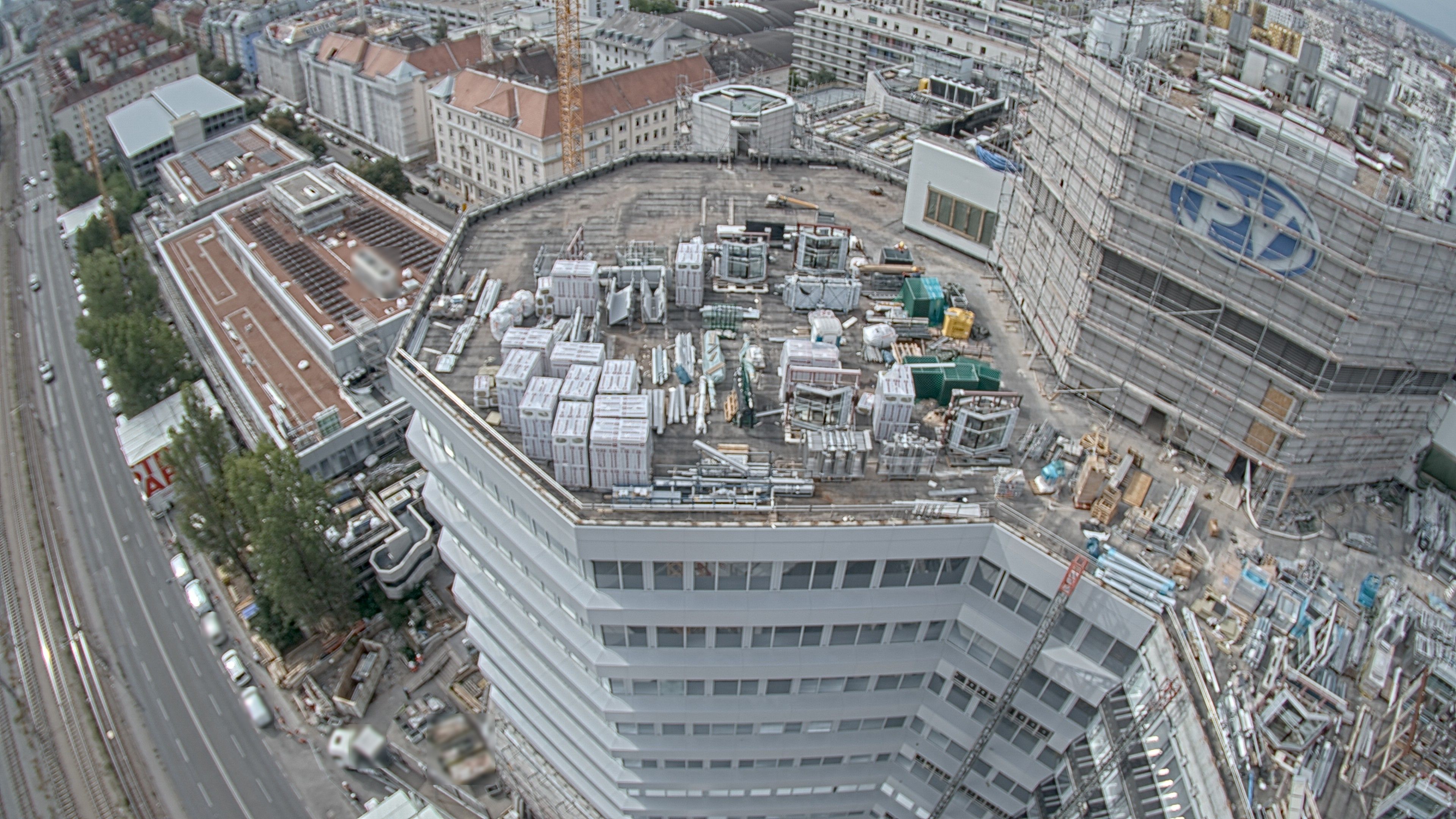 25.08.2026 10:15