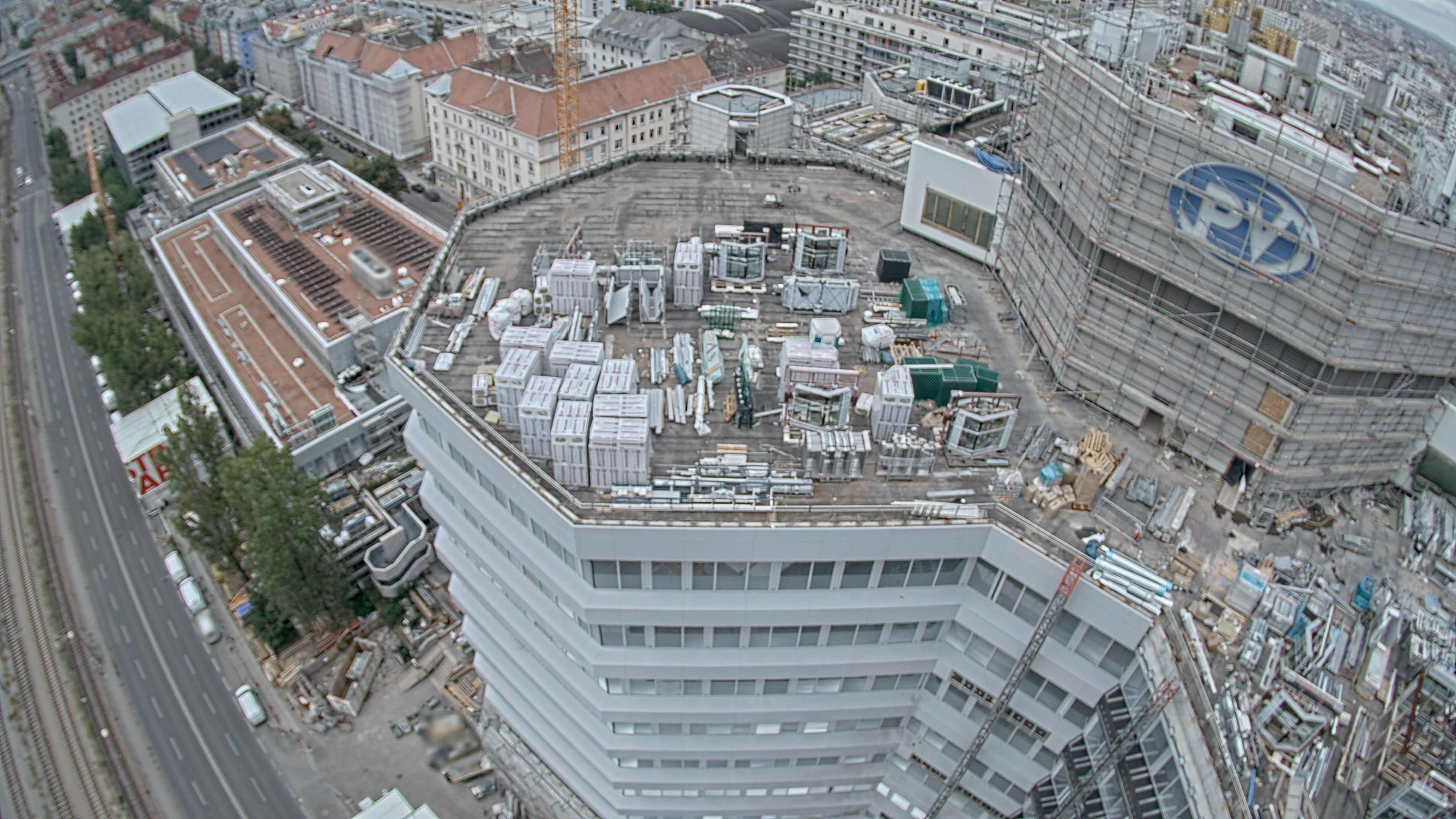 25.08.2026 15:15