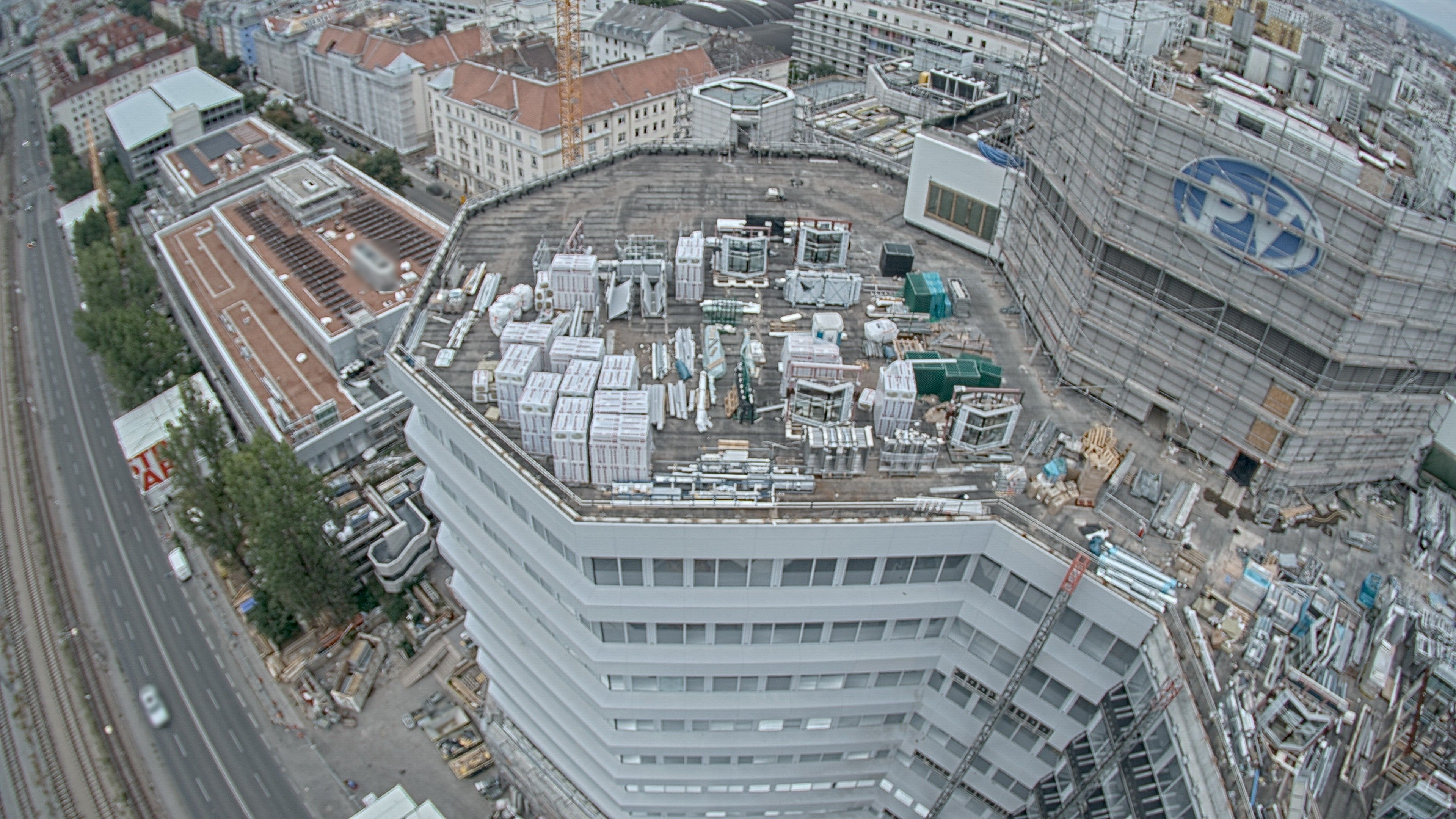 25.08.2026 18:30