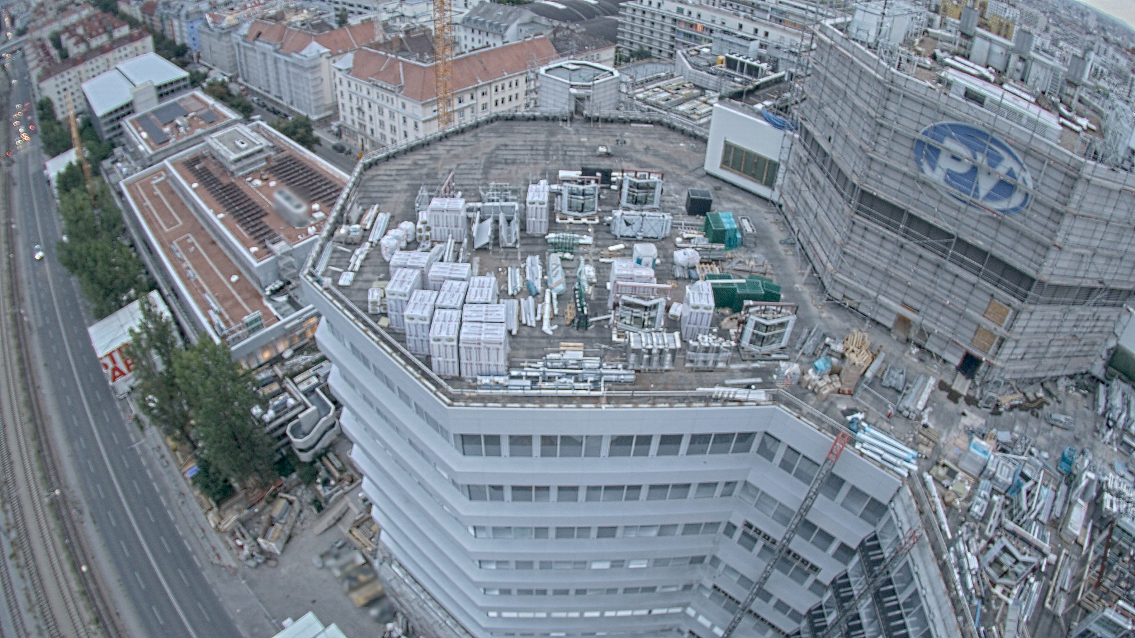 25.08.2026 19:15