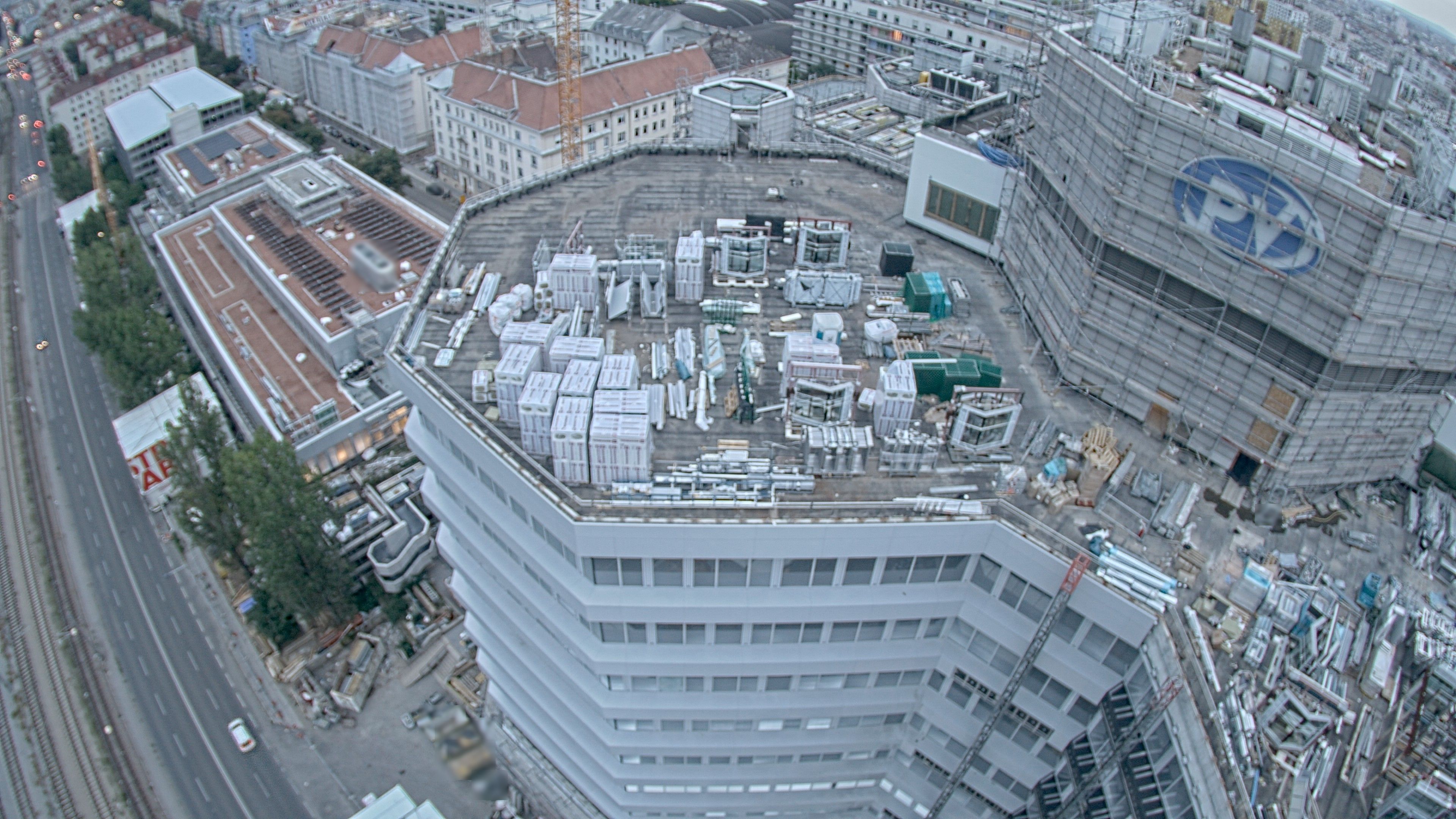 25.08.2026 19:30