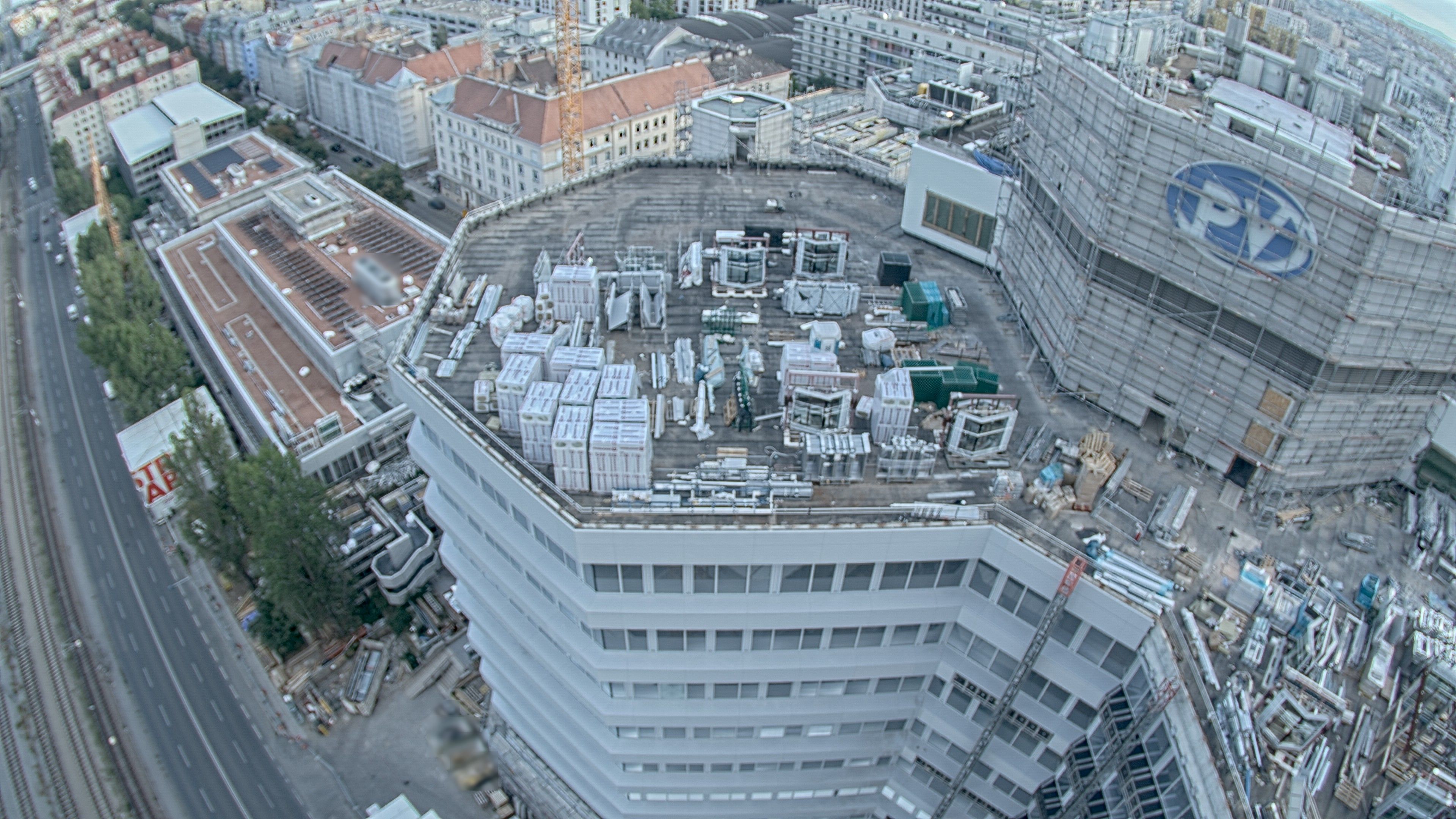 26.08.2026 18:15