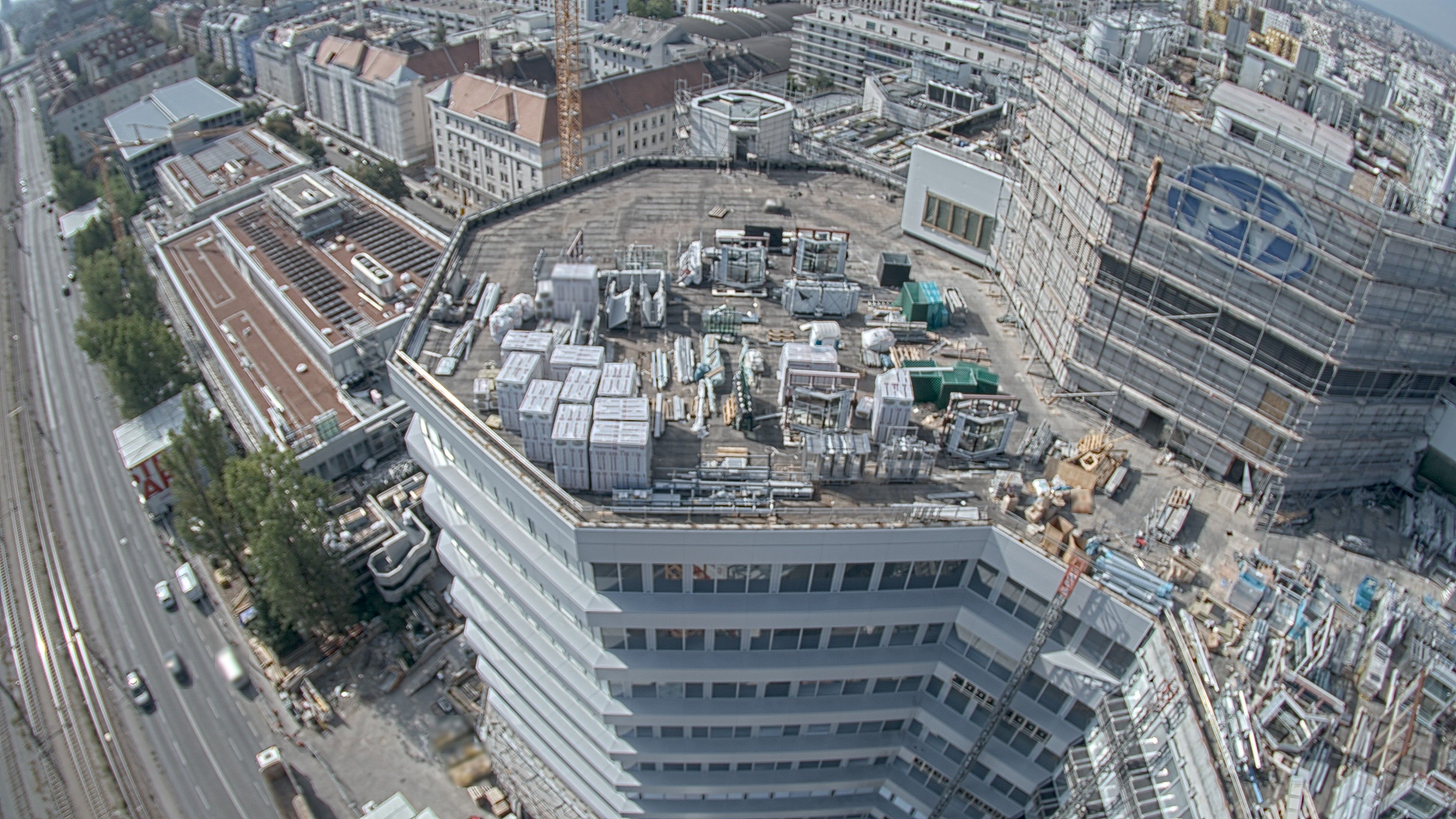27.08.2026 10:15