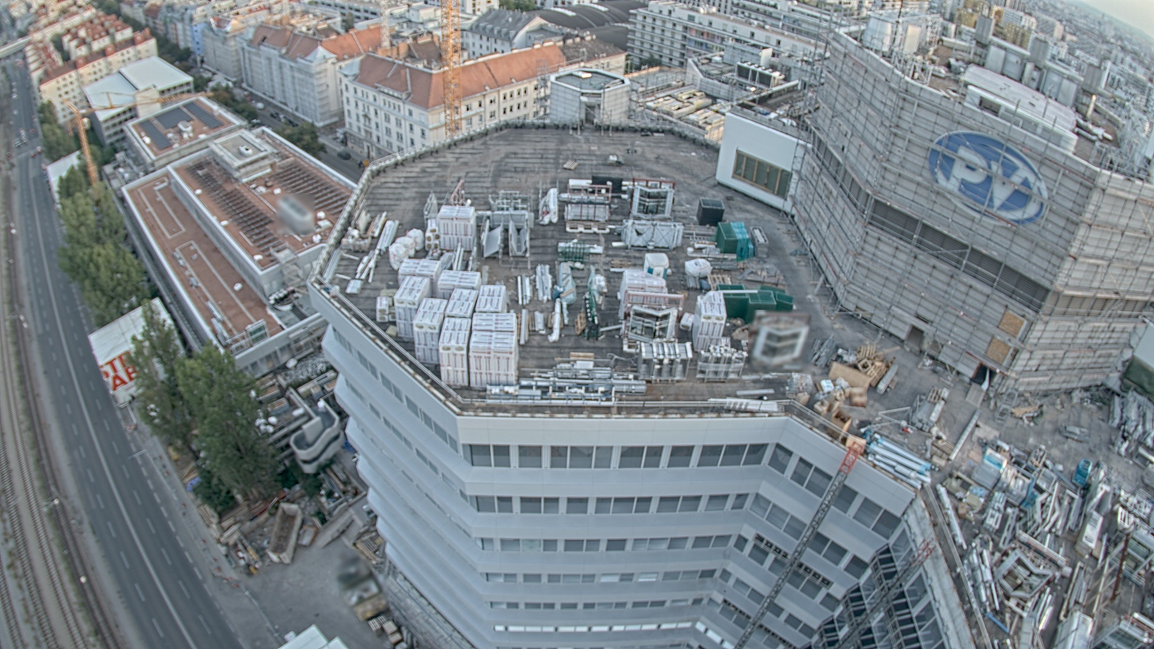 27.08.2026 19:15