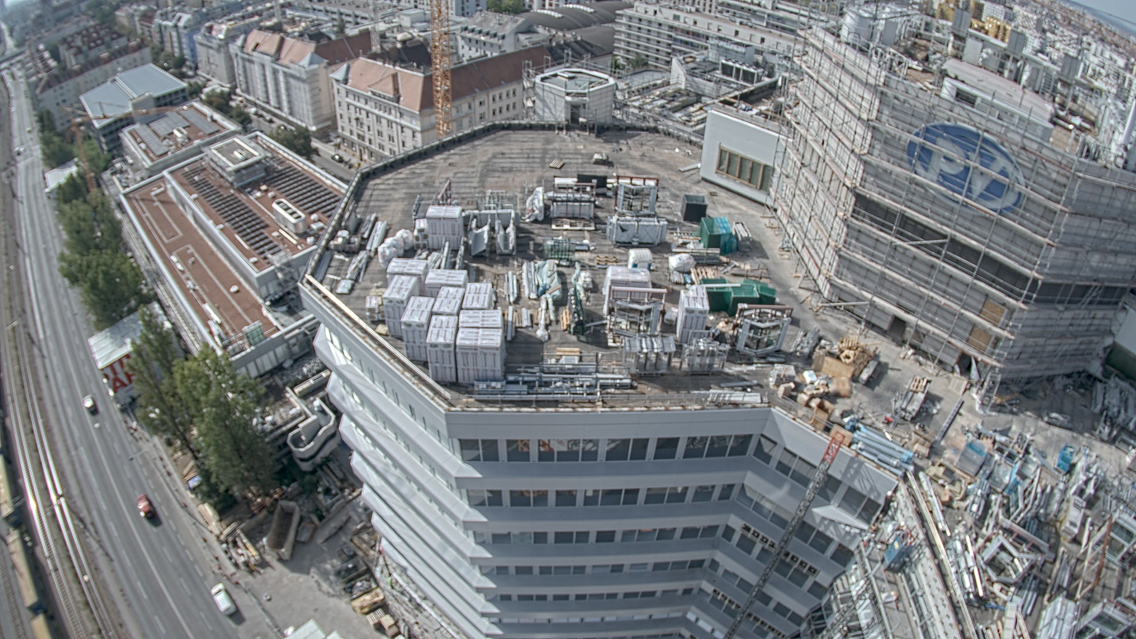 28.08.2026 10:15