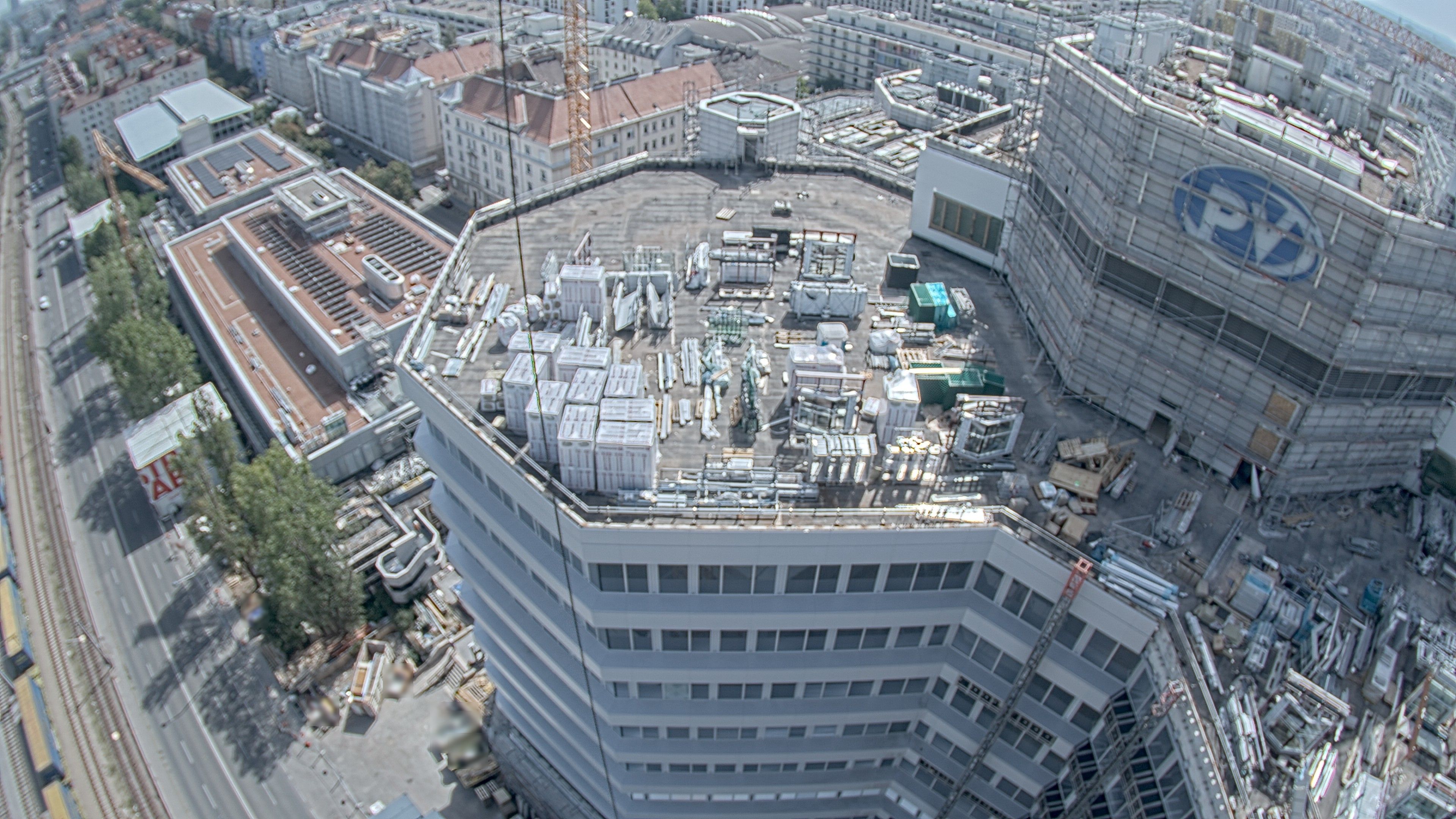 28.08.2026 14:15