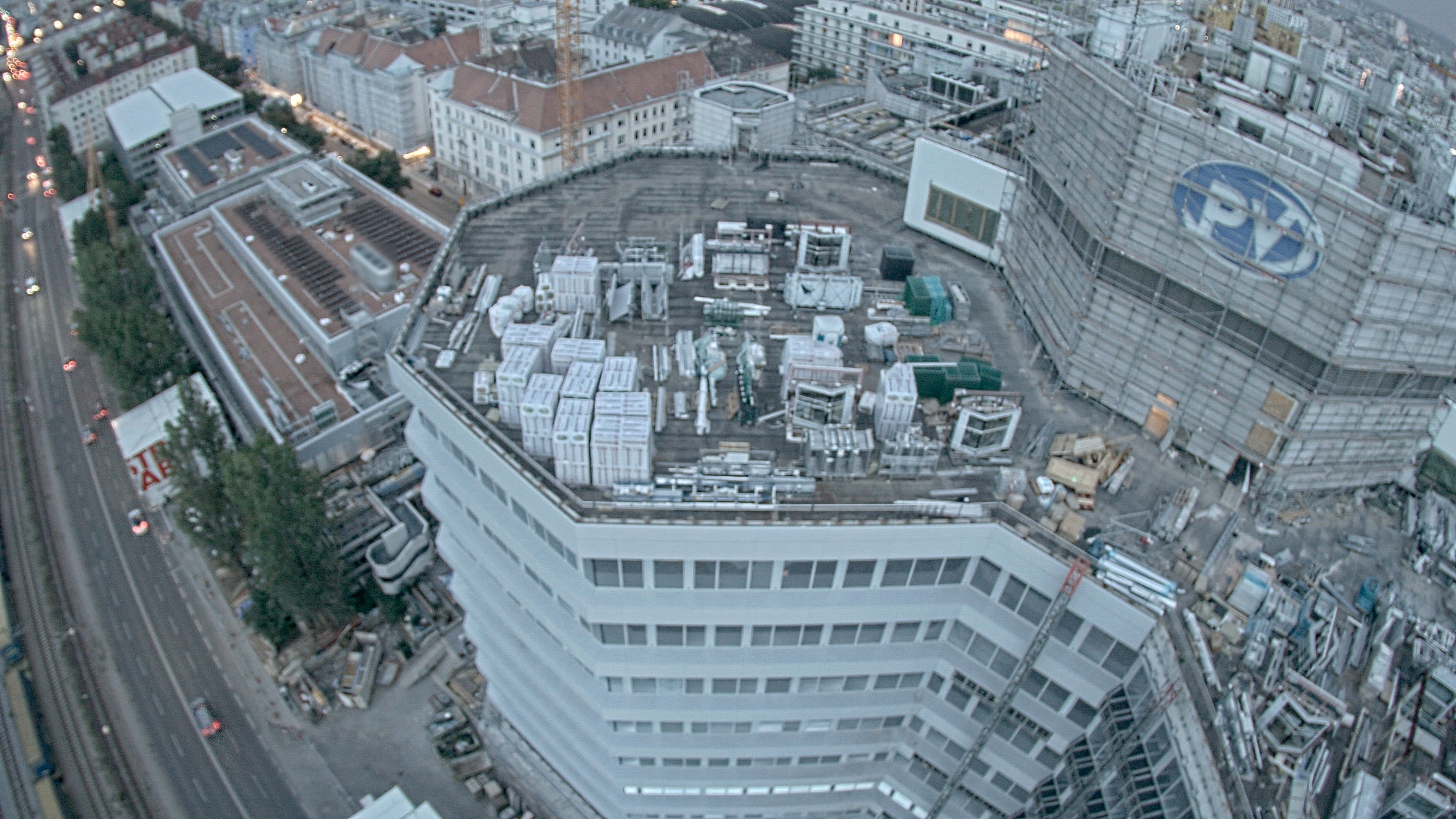 28.08.2026 19:45