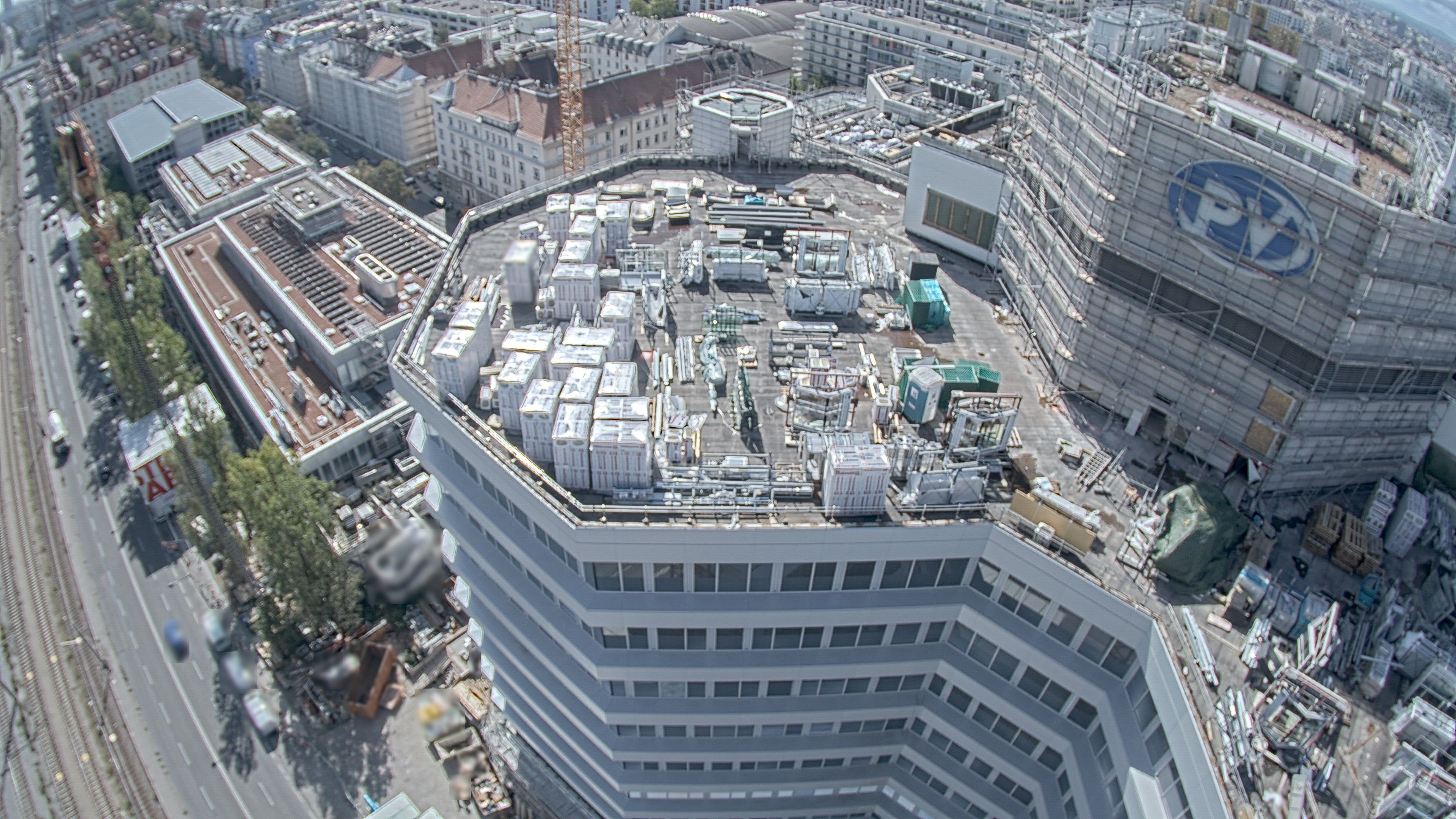 21.09.2026 12:15