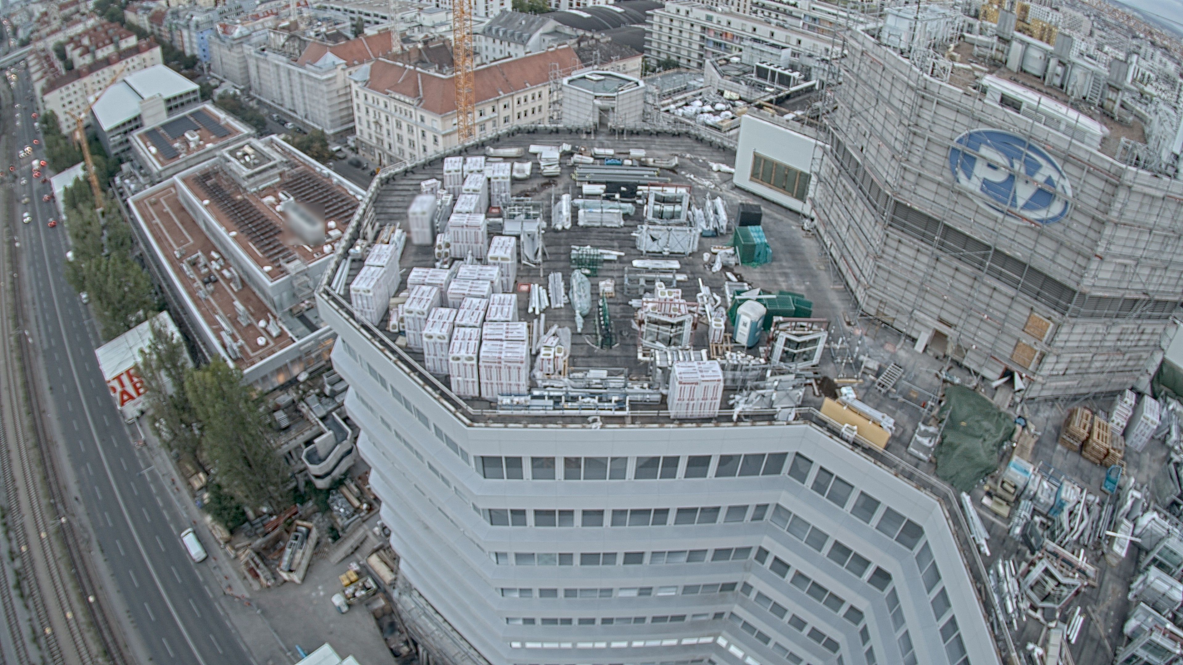 22.09.2026 18:45