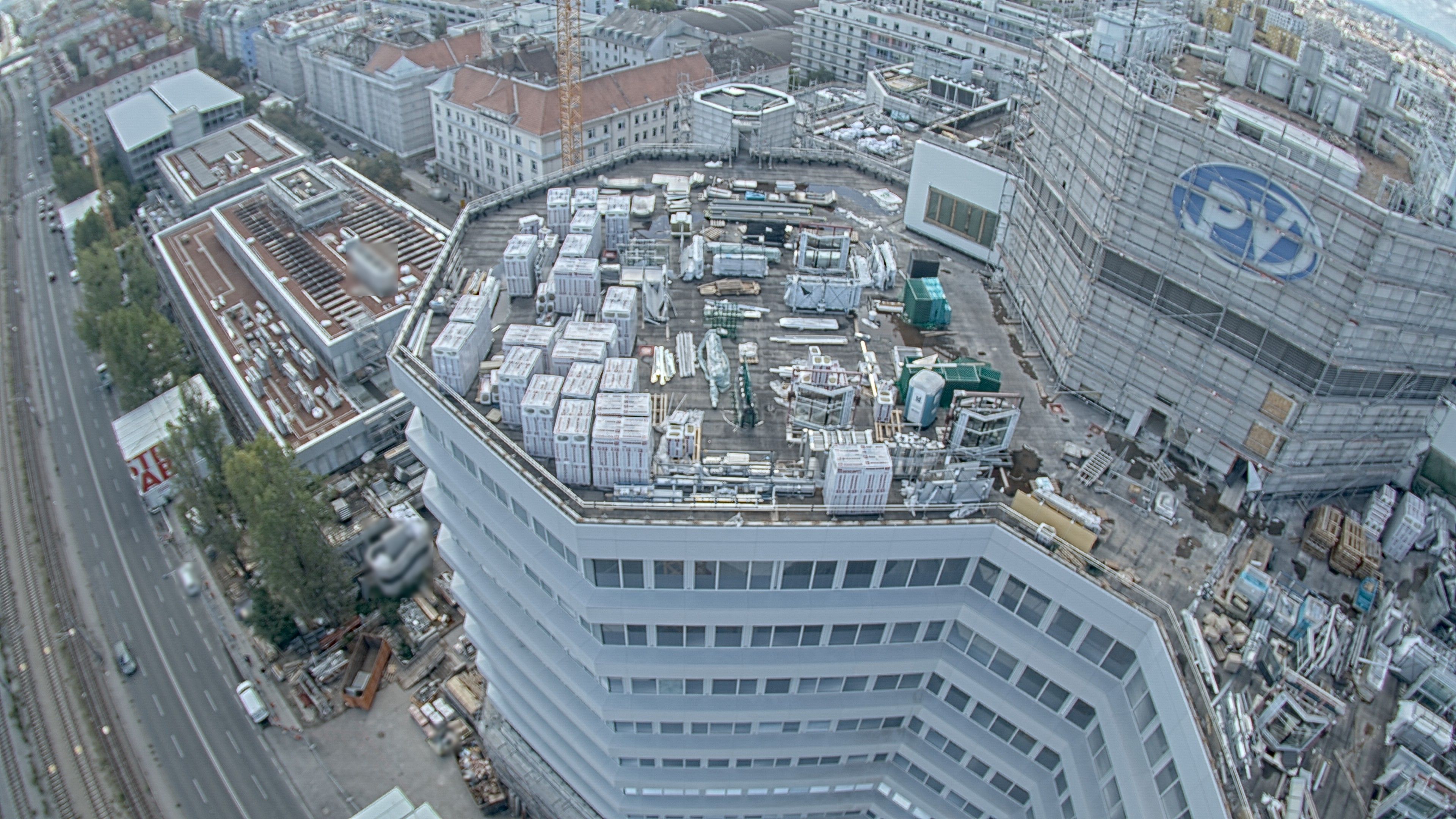 25.09.2026 11:45