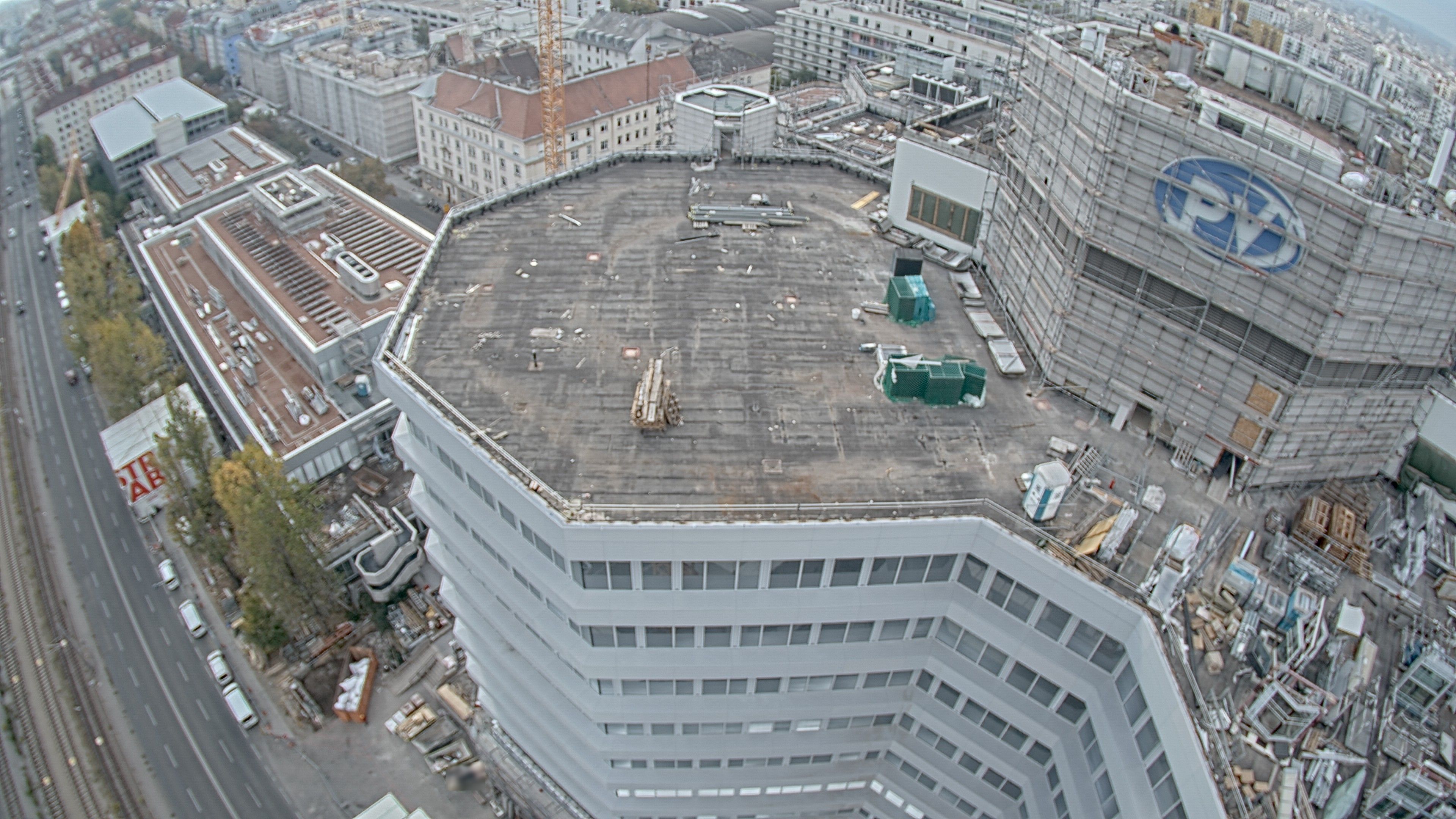 21.10.2026 11:45