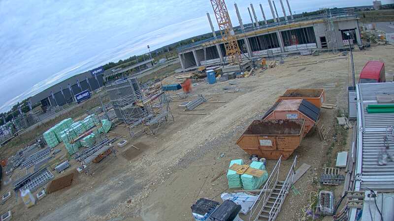23.08.2025 06:45